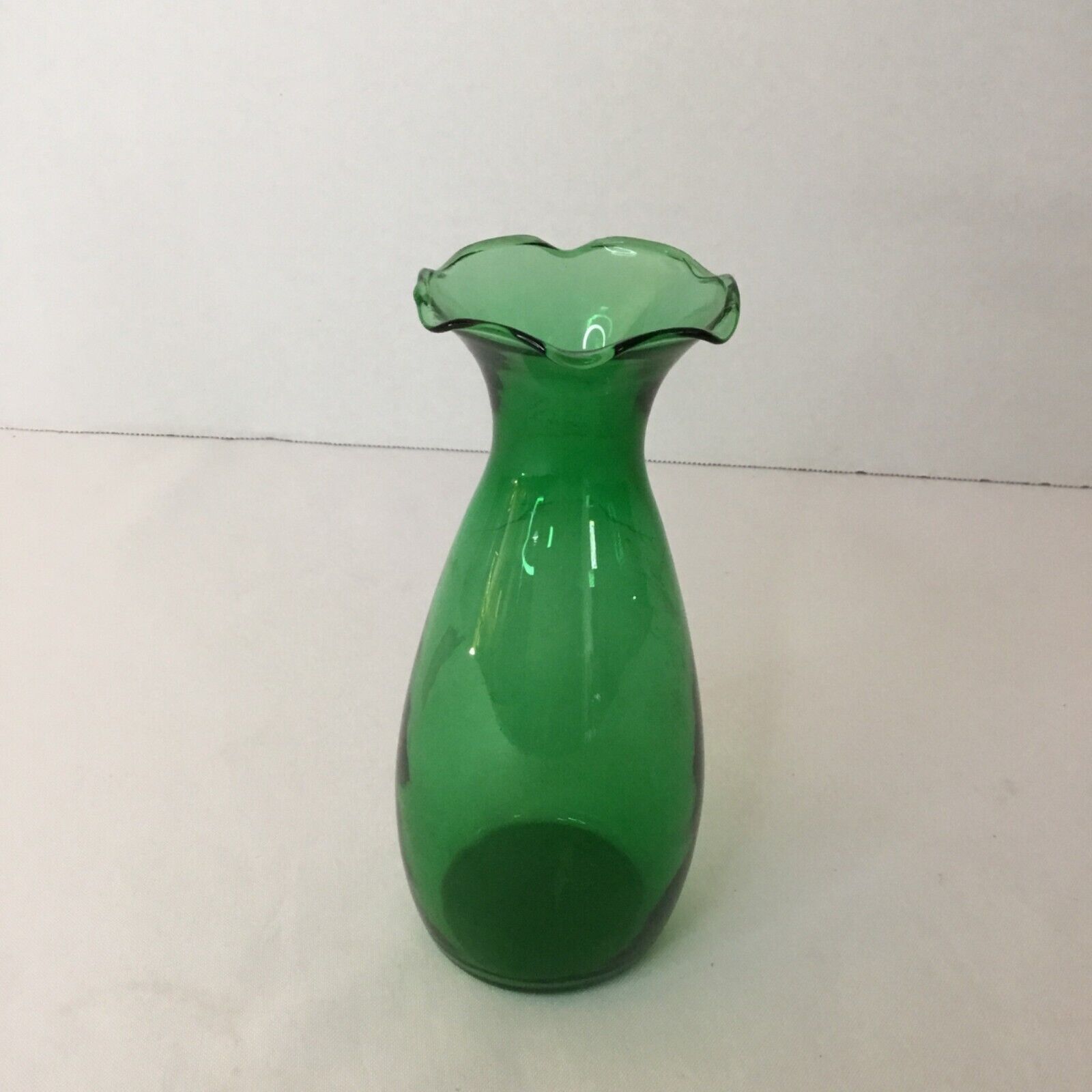 Emerald Green Glass Ruffled Top Bud Vase 6.5\
