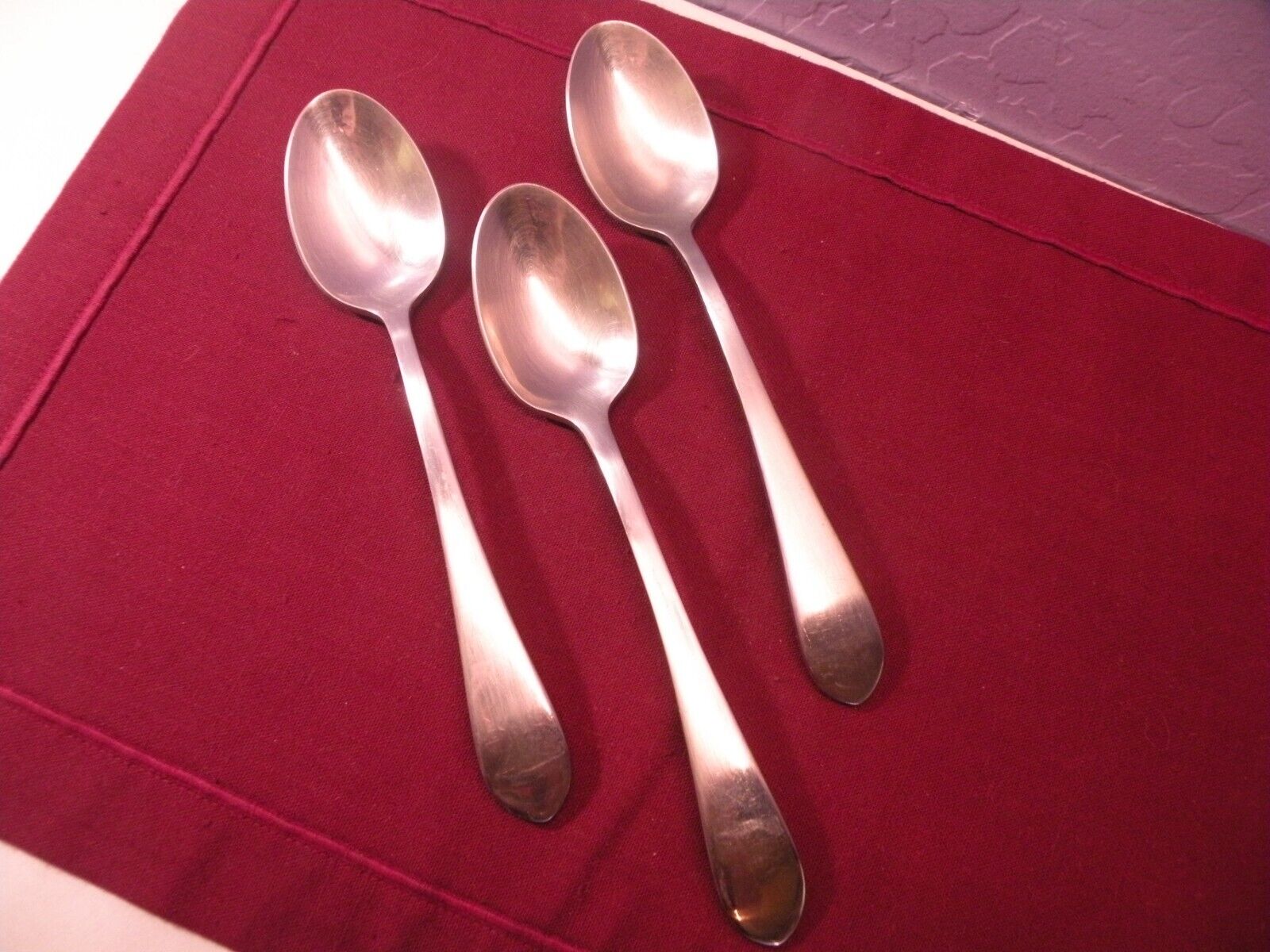 SET OF 3 TOWLE BOSTON ANTIQUE Oval Soup Spoons 18/10 Satin Stainless China 8\