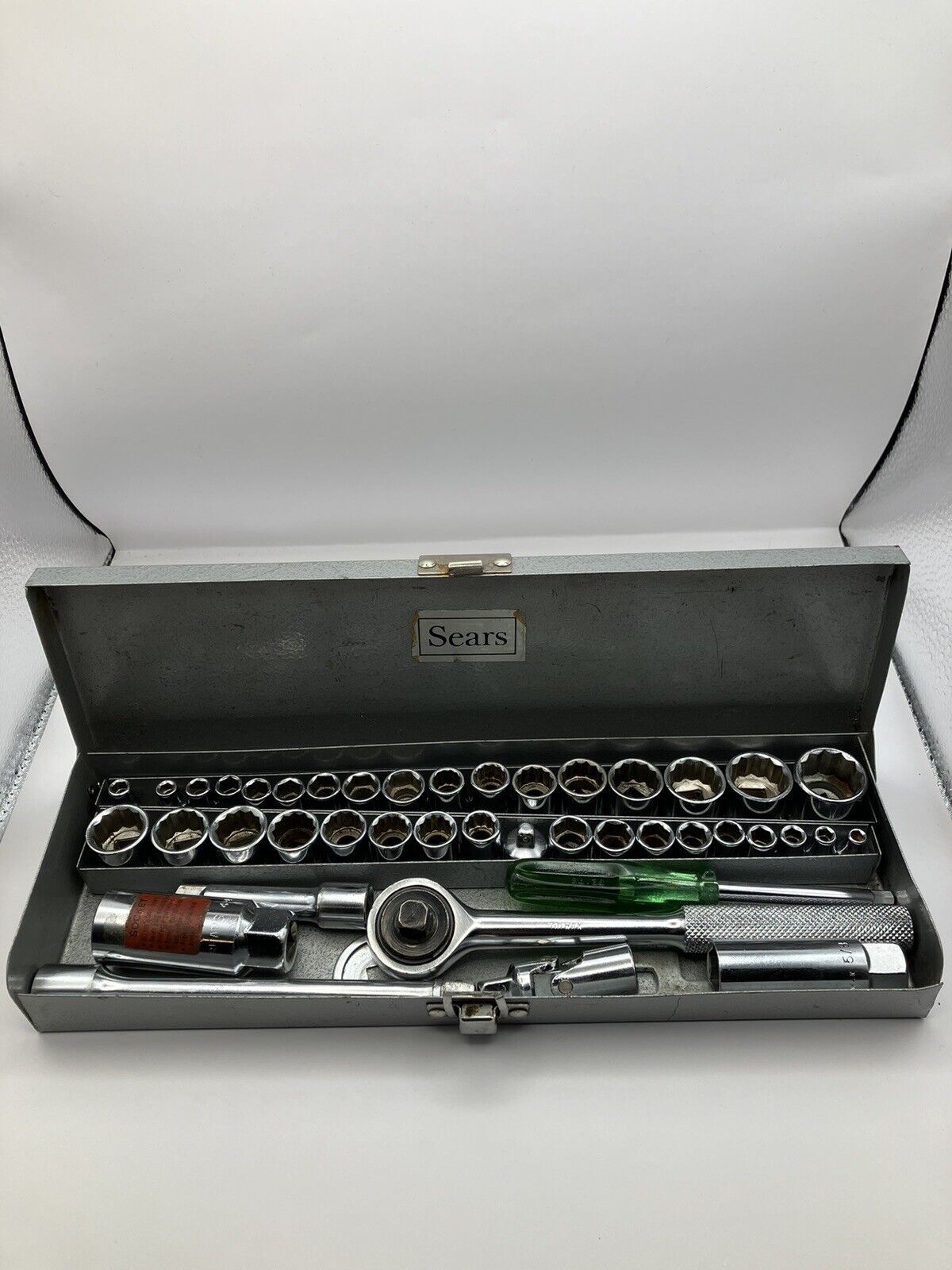 Two Vintage Sears CRAFTSMAN & K-Line Ratchet Set  Metal Case Complete