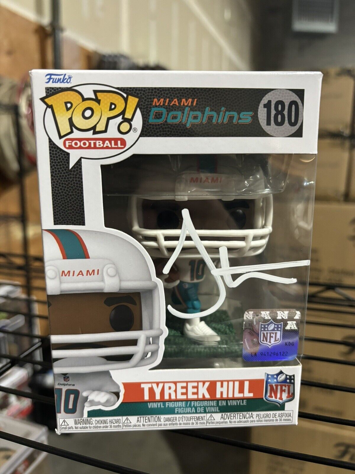 Tyreek hill signed funko pop Miami dolphins with coa