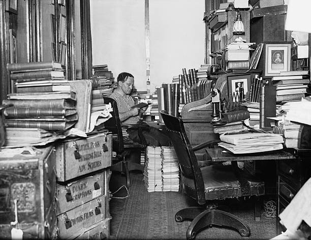 Houdini at his desk 1925 Old Photo