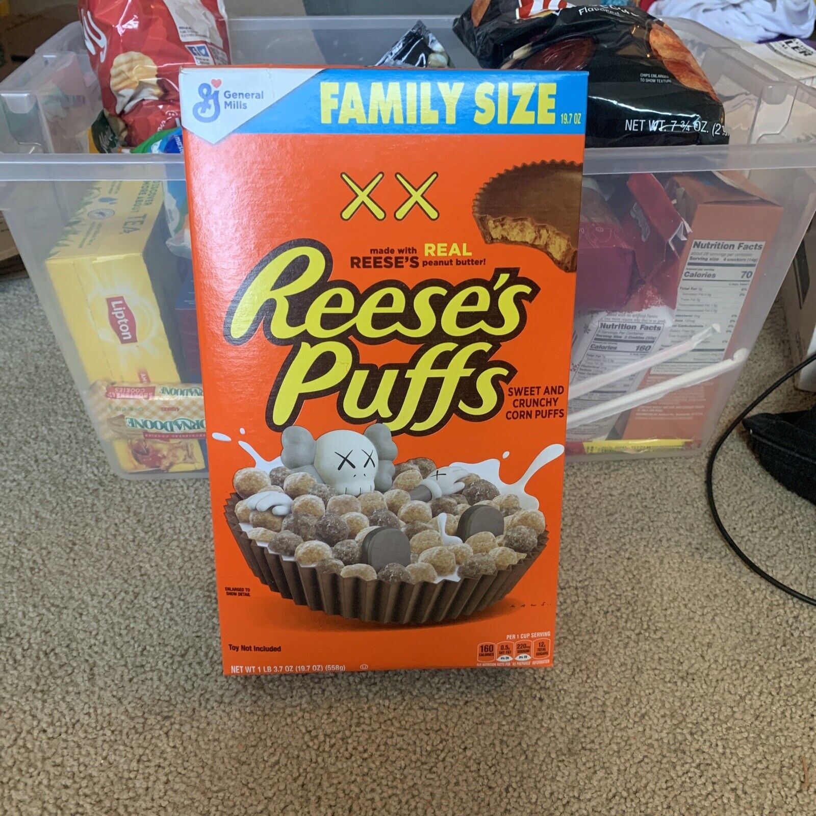 1x Kaws X Reese\'s Puffs Family Size Cereal Box - Limited Edition 