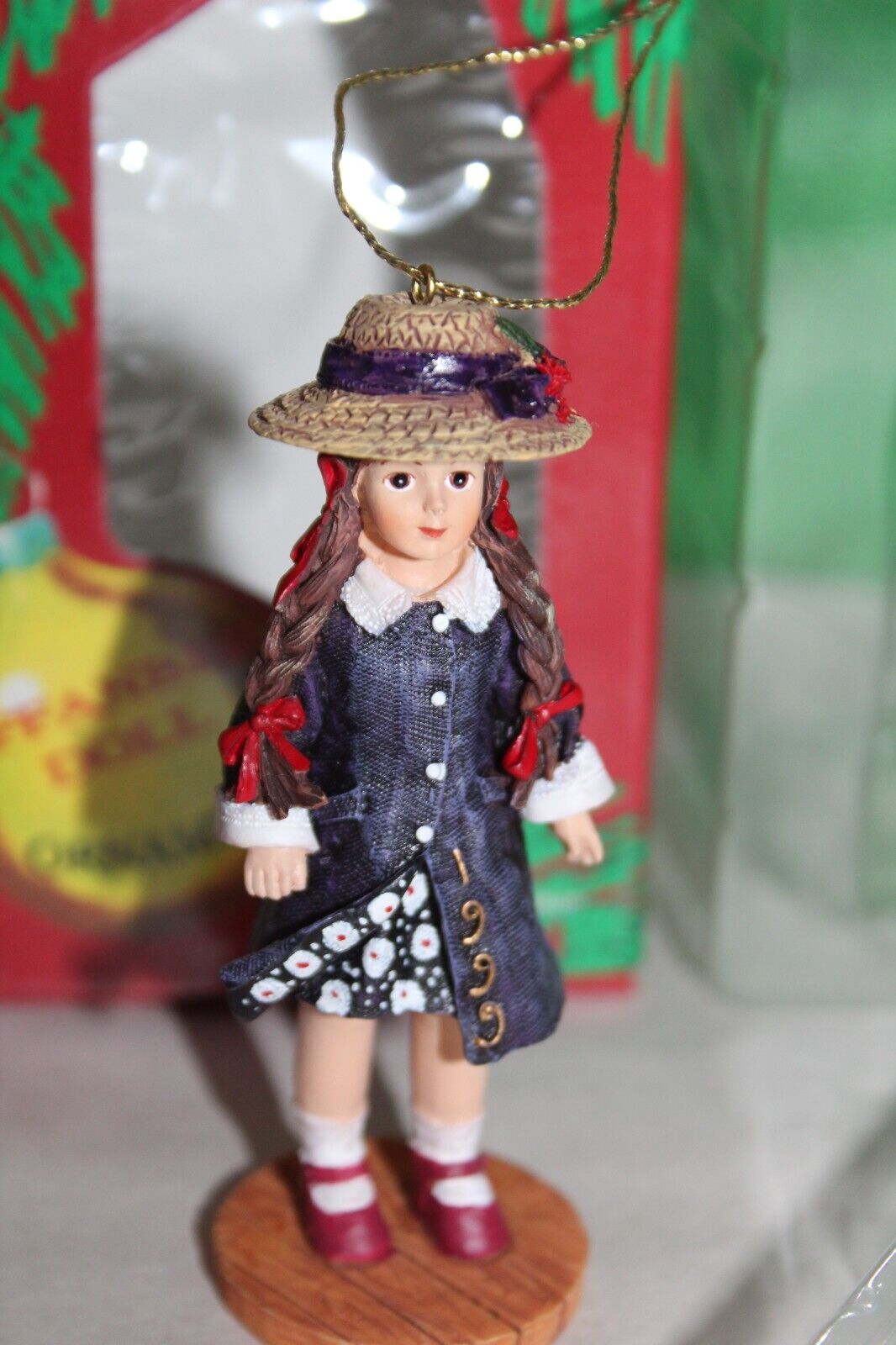 Effanbee Doll Company F070 Margaret Child Doll With Hat Christmas Ornament 1999
