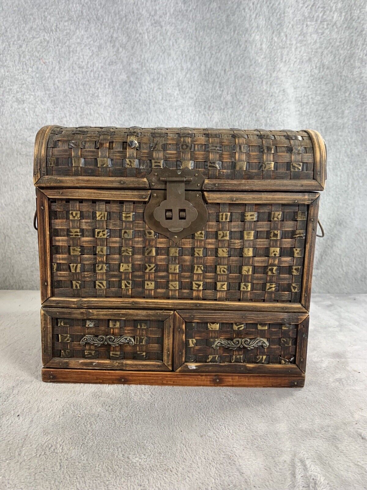 Vintage Wood & Wicker Decorative Basket/Storage With Handle Two Drawers & Mirror