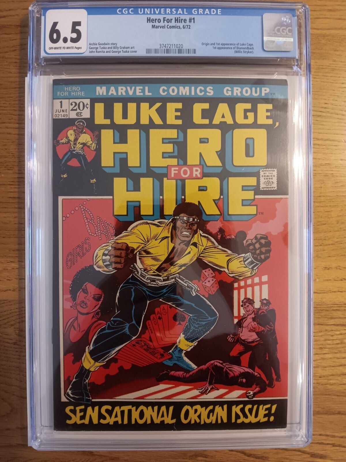 Hero For Hire # 1 CGC 6.5 OW/W Key 1st and Origin Luke Cage 1972 Marvel