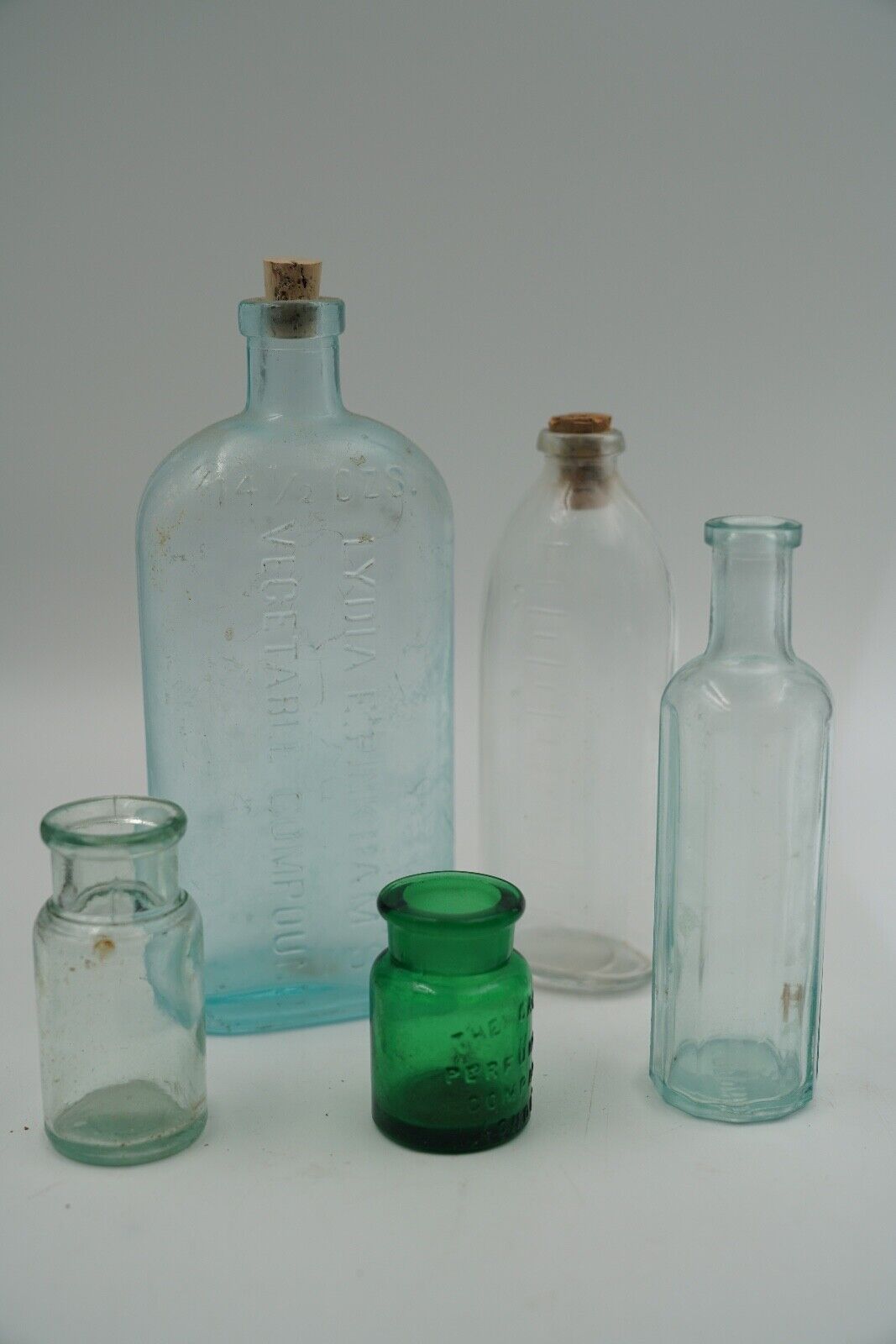 Antique Apothecary Aqua / Green Glass Drug Cure BOTTLES Bottle Lot of 5