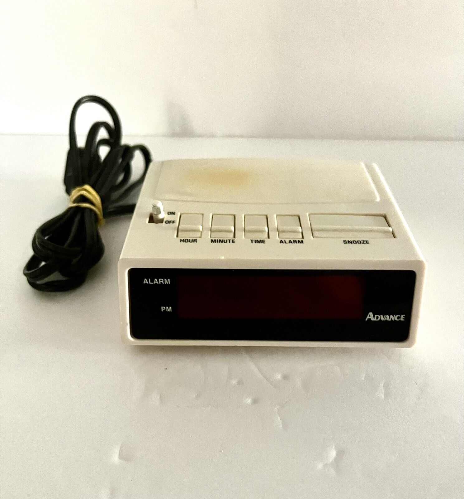 Advance Digital Alarm Clock Model 3140 White Red Display  Vintage