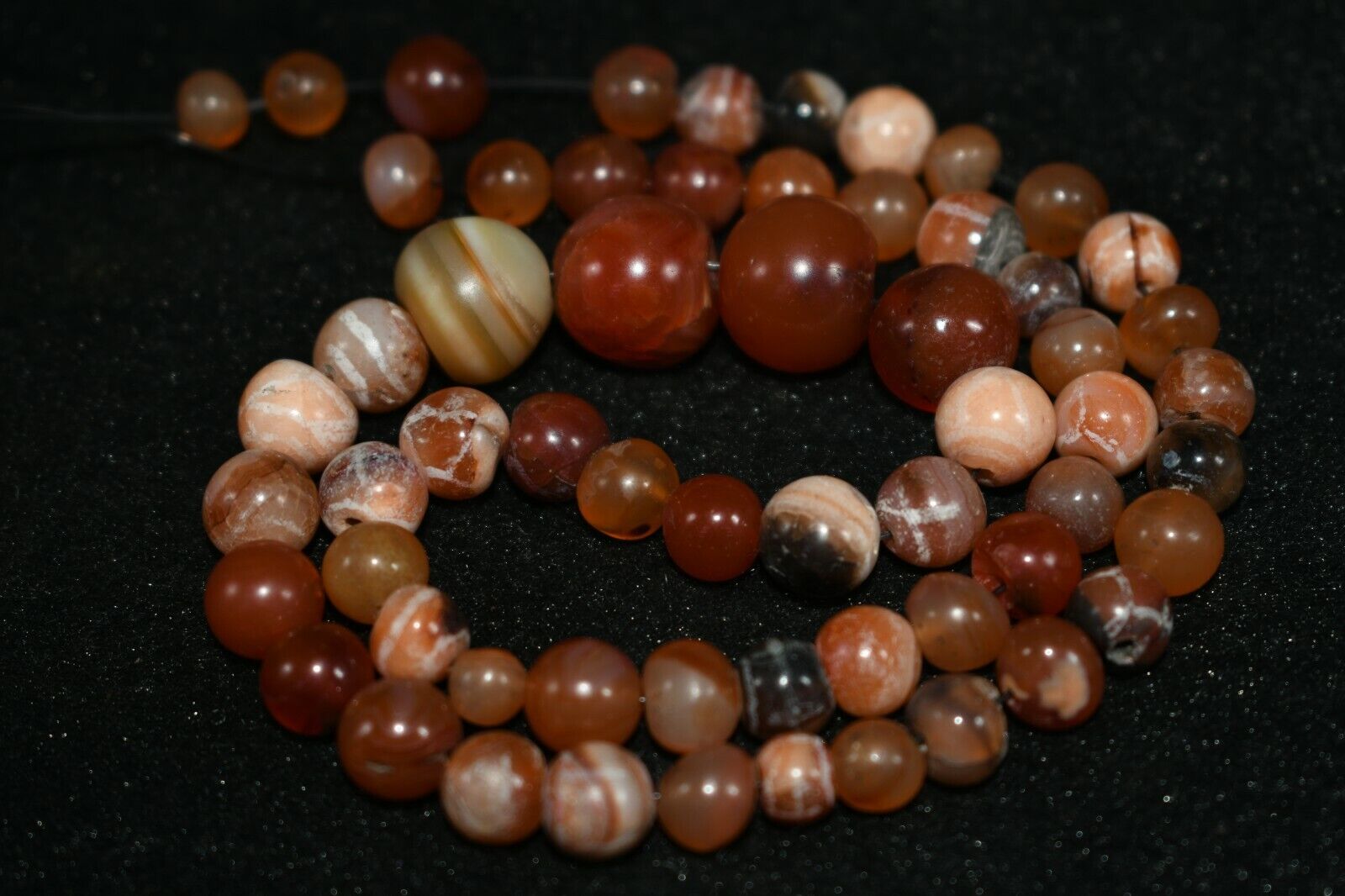 Authentic 60 Pcs Stranded Ancient Roman Carnelian & Agate Beads Medium to Large 