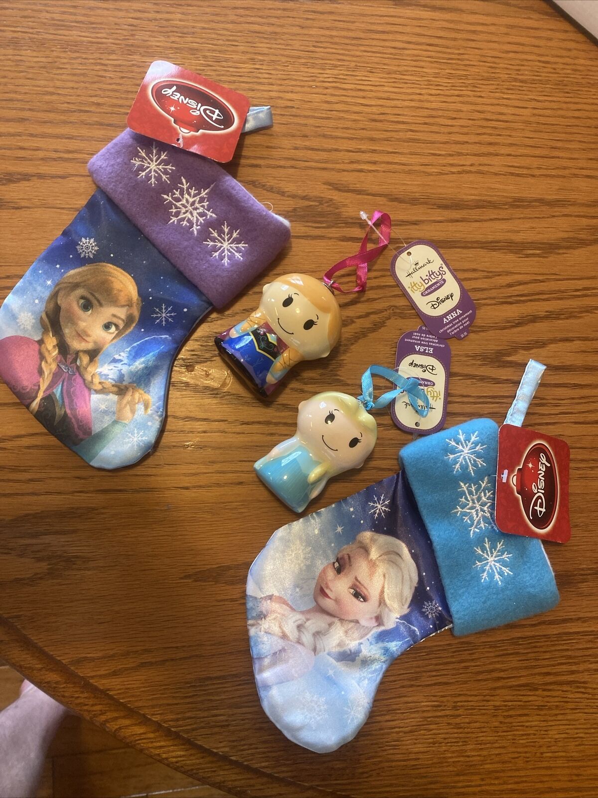 Hallmark Itty Bittys Disney Frozen Elsa +Anna Ornaments Set Of 2 NEW + Stockings