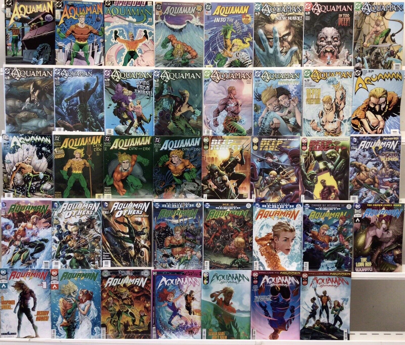 DC Comics - Aquaman - Comic Book Lot Of 39