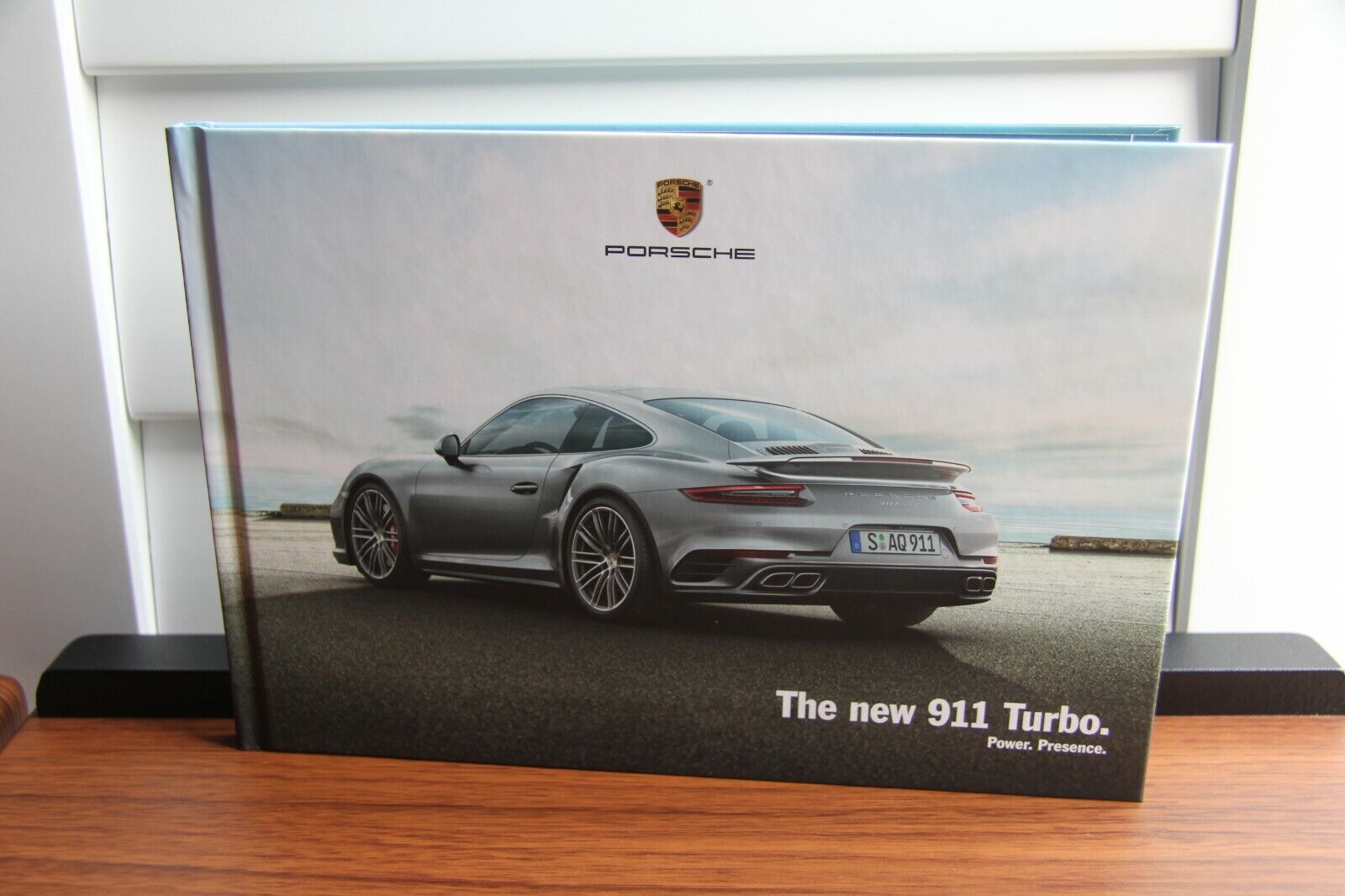 2016 Porsche 911 Turbo Hardcover Brochure