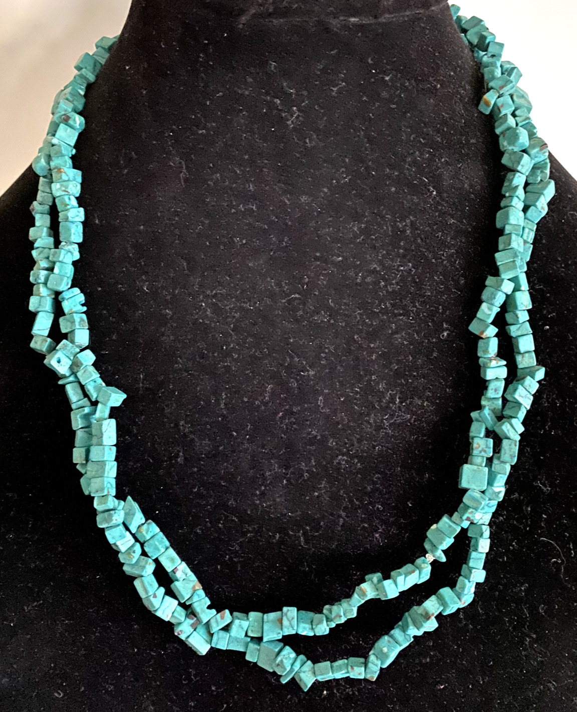 Vintage Old Beautiful Turquoise Necklace 40\
