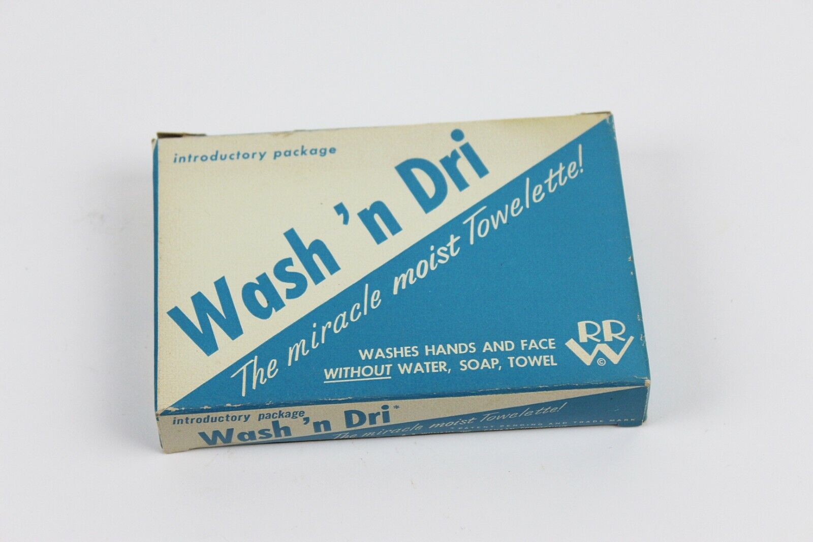 Vintage 1940s/50s Wash 'n Dri Towelettes in Introductory Package Dental RARE