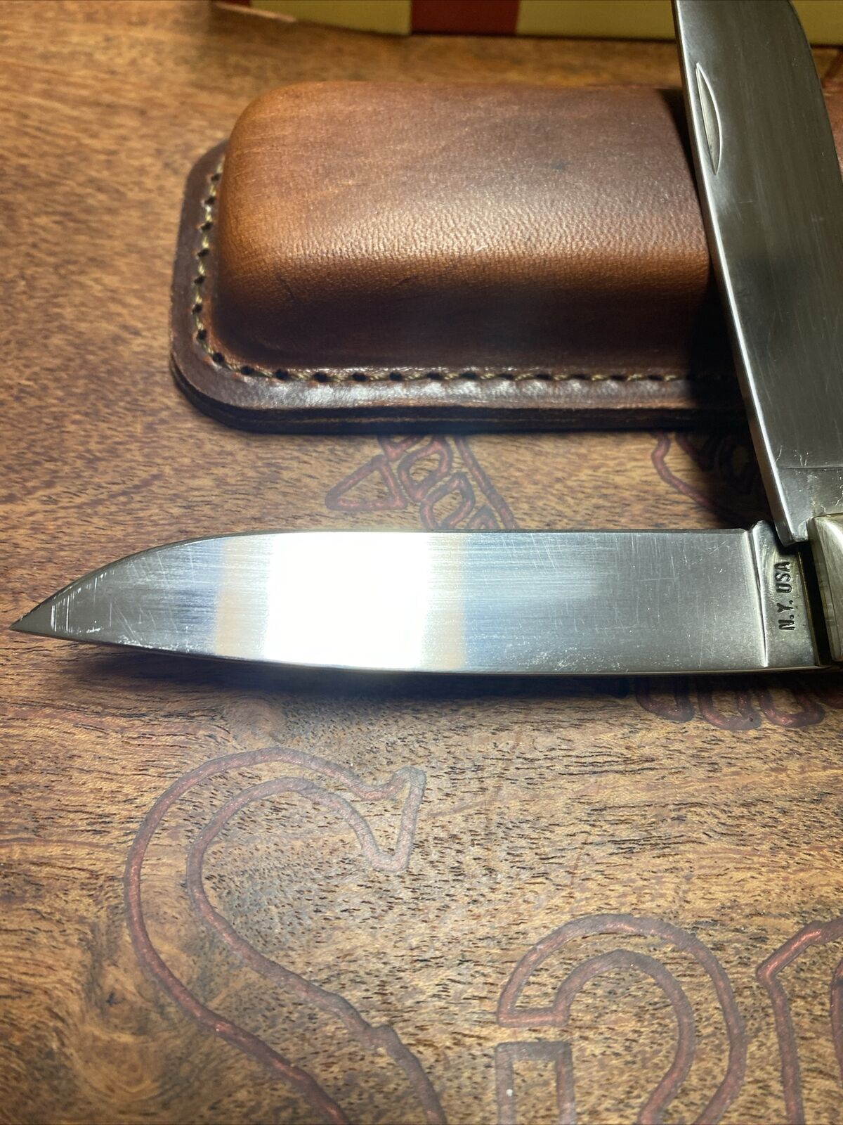 RARE/DISCONTINUED- CAMILLUS/Michael Prater Custom 2 Blade Trapper Folding Knife