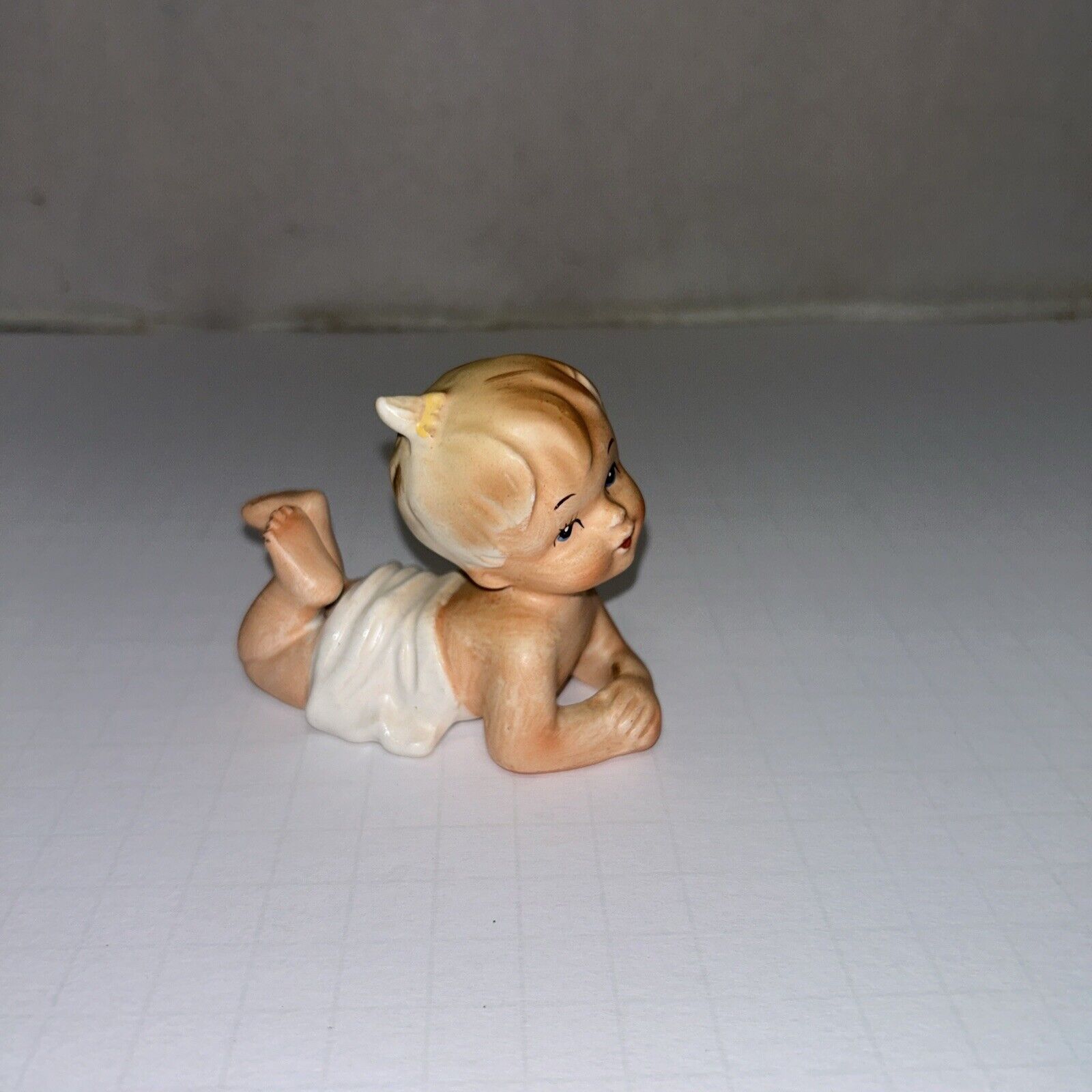 Napcoware Japan Porcelain Baby C-4909 Vintage 3” x 3 1/2” GUC