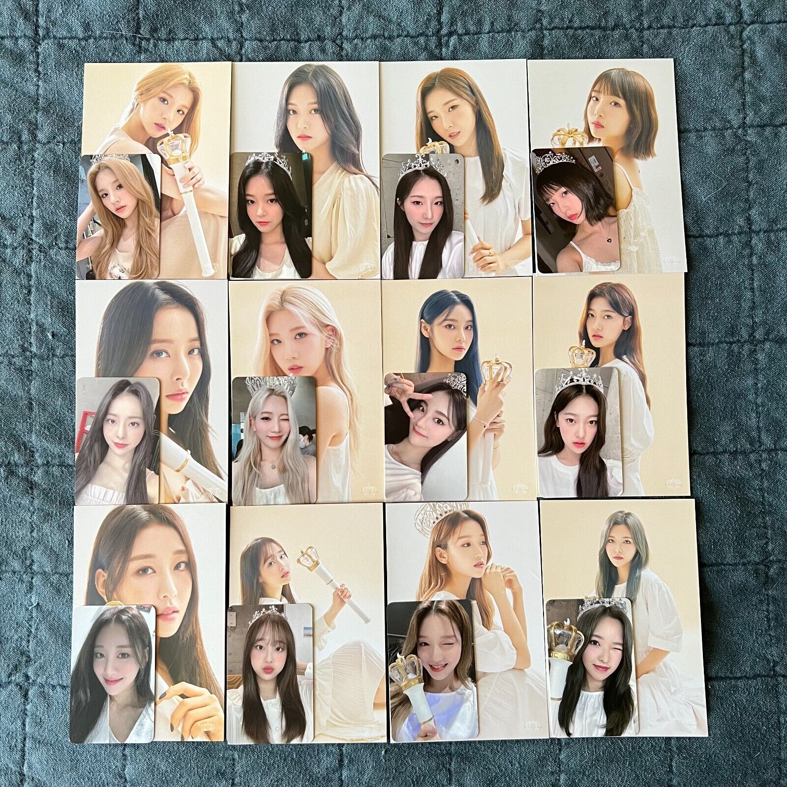 LOONA Lightstick 1st Anniversary Photocard with Postcard *CHOOSE MEMBER*
