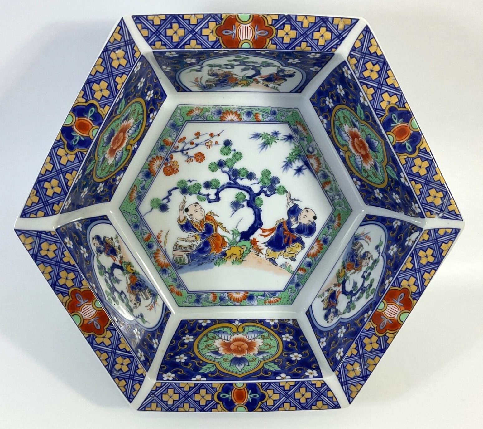 Japanese Arita IMARI Porcelain Hexagon Footed Serving Bowl Chinoiserie