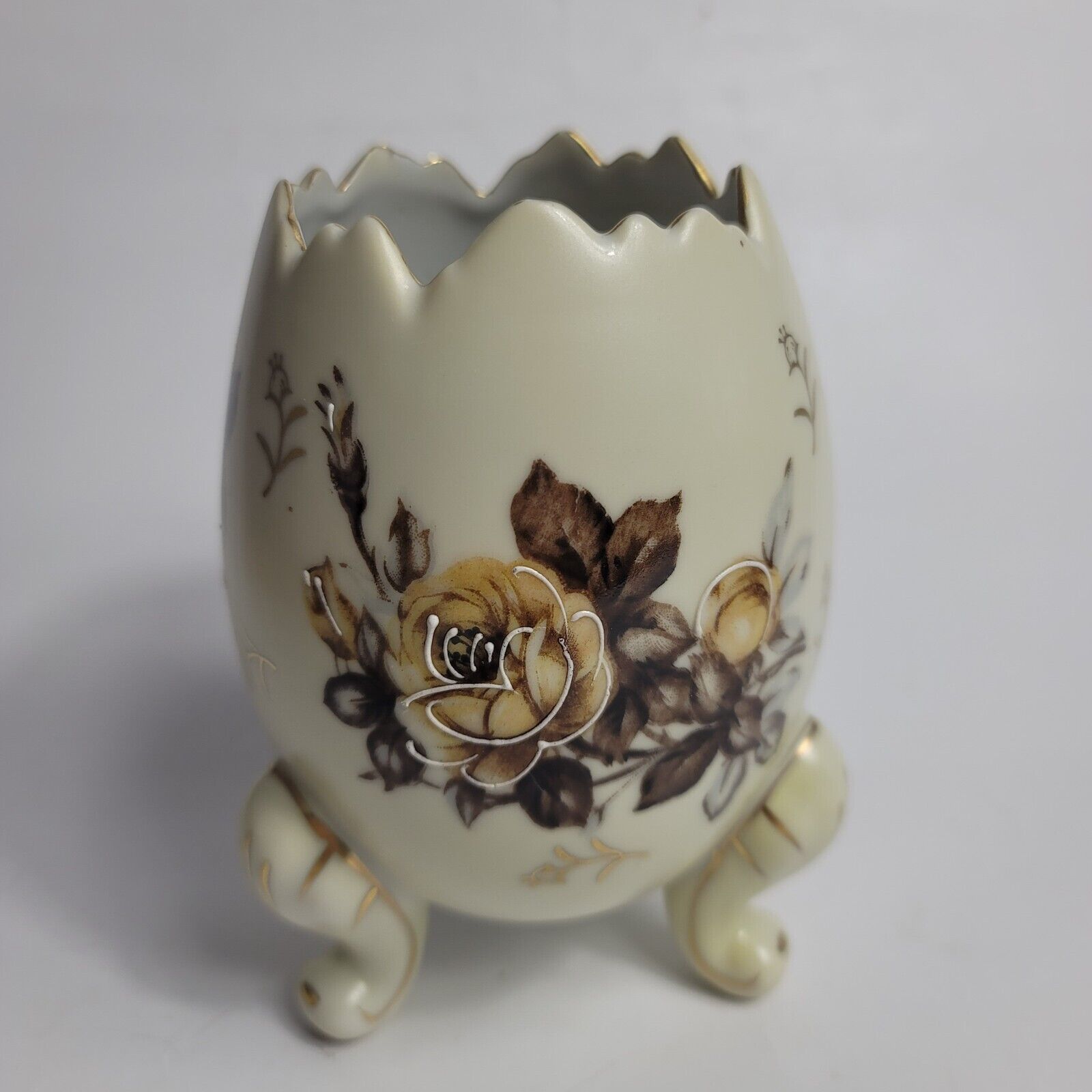 Napcoware 3 Footed Cracked Egg Vase Ivory with Brown Flowers