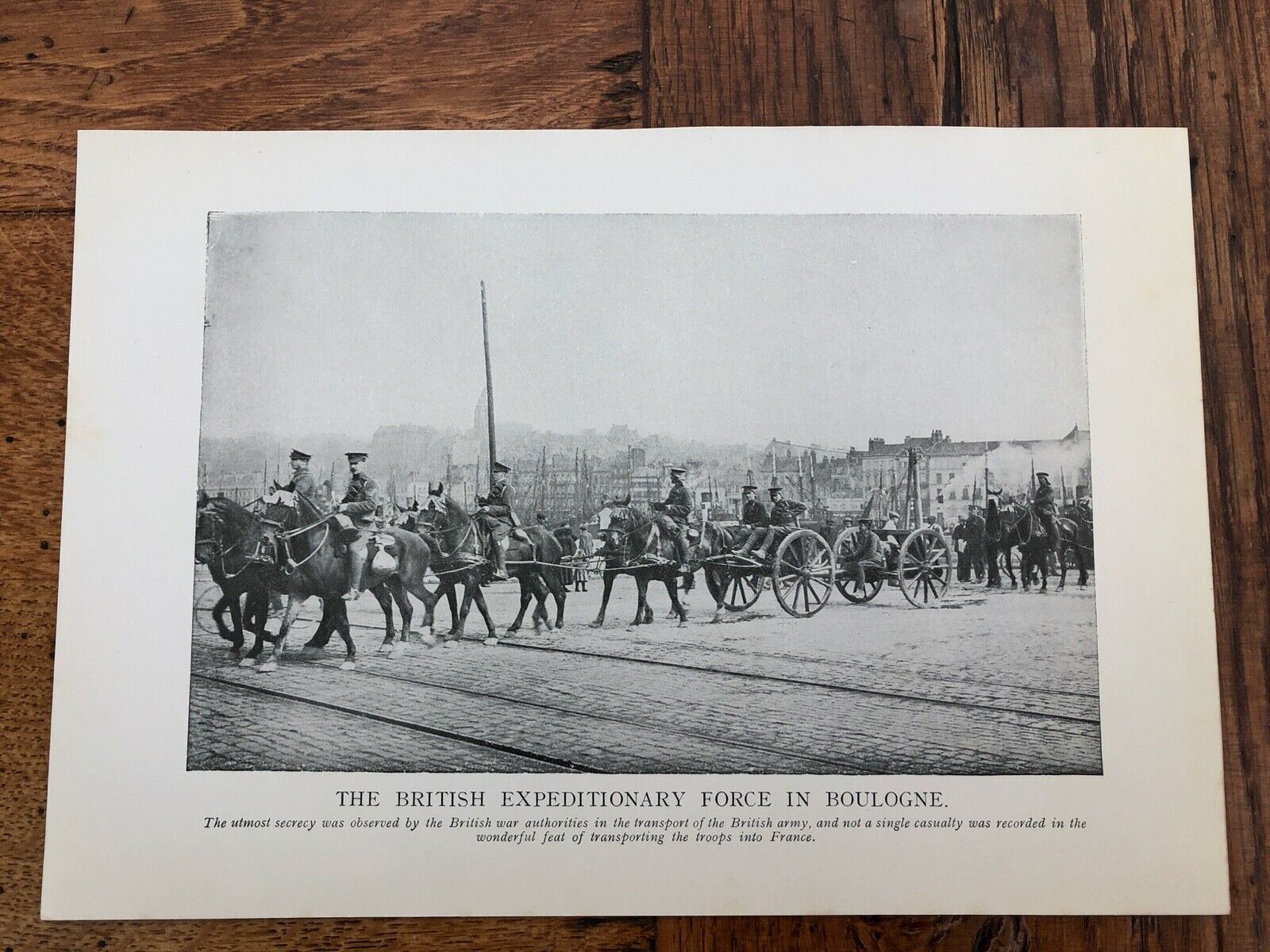 original 1918 print . the british expeditionary force in boulogne 