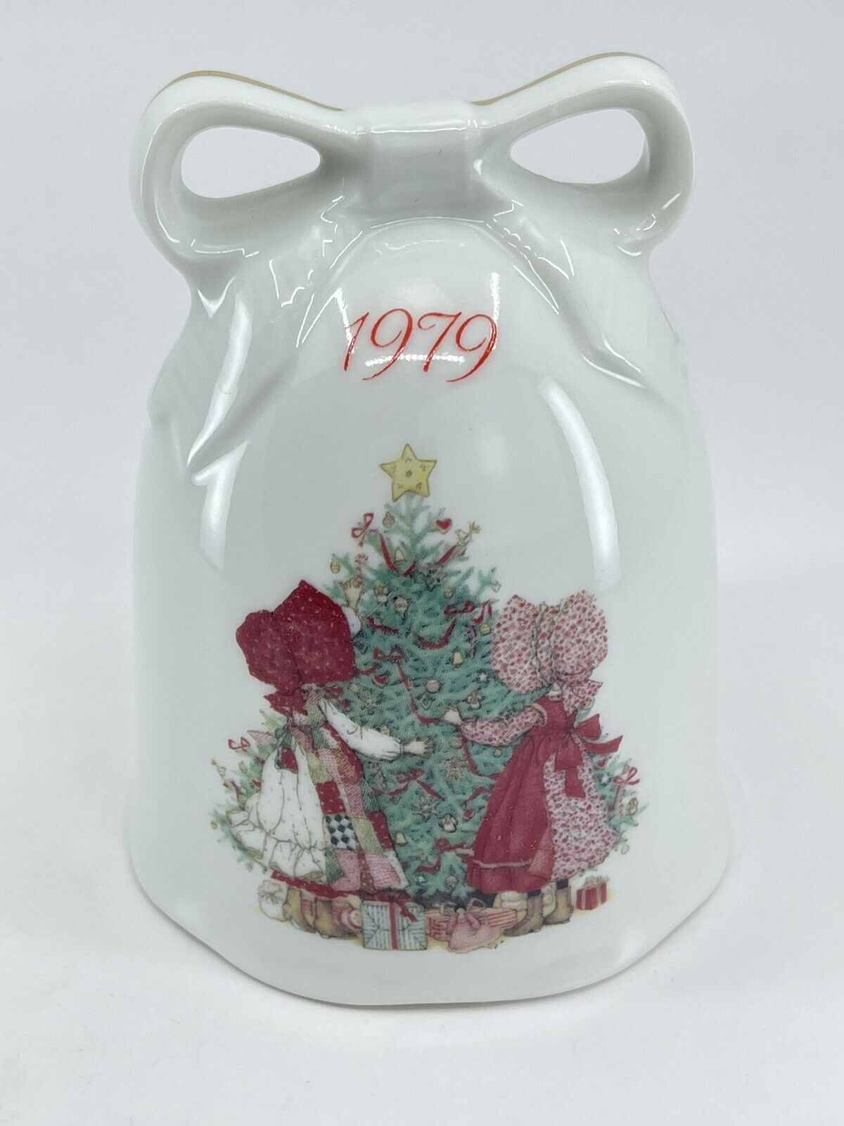 Vintage 1979 WWA Inc Designers Collection a Christmas Keepsake porcelain Bell