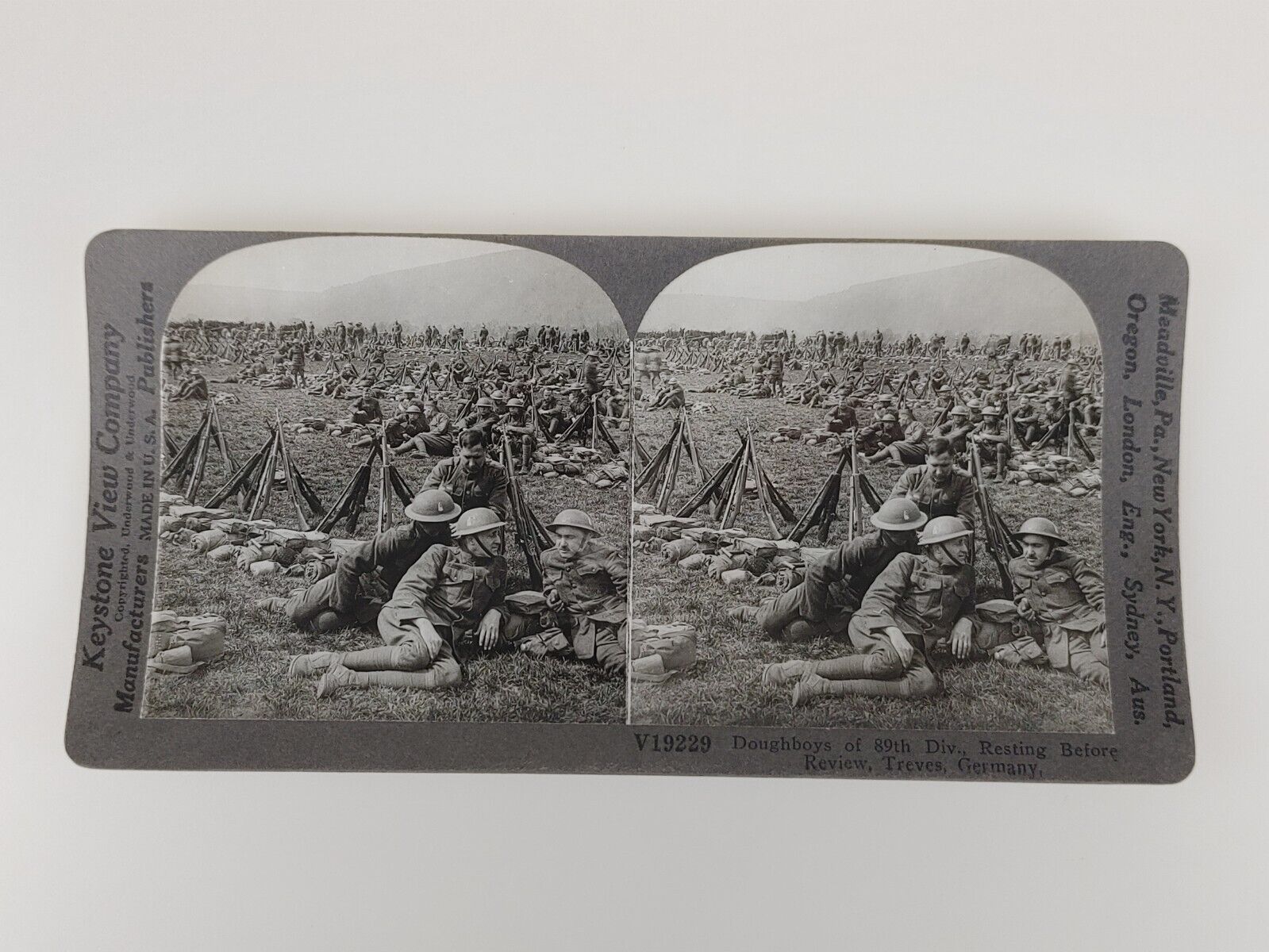 V19229 Keystone Stereoview Photo Doughboys 89th Division Resting Treves Germany