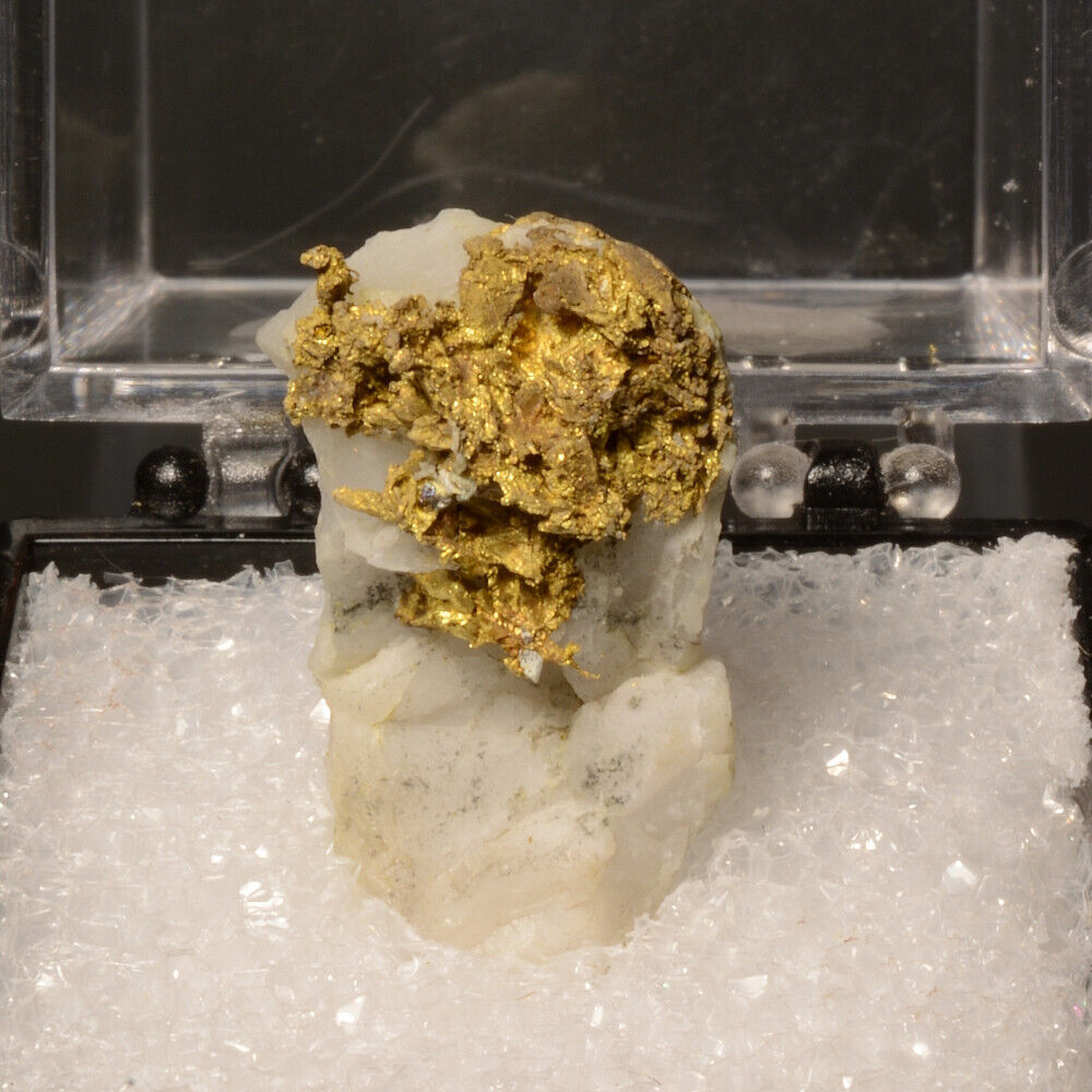 Crystallized Native Gold w/Quartz Collector Mineral Specimen - Oriental Mine, CA