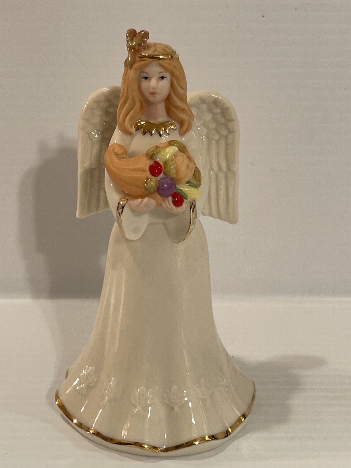 Lenox Thanksgiving Angel Figurine Cornucopia Floral Gold Trim Autumn Decor