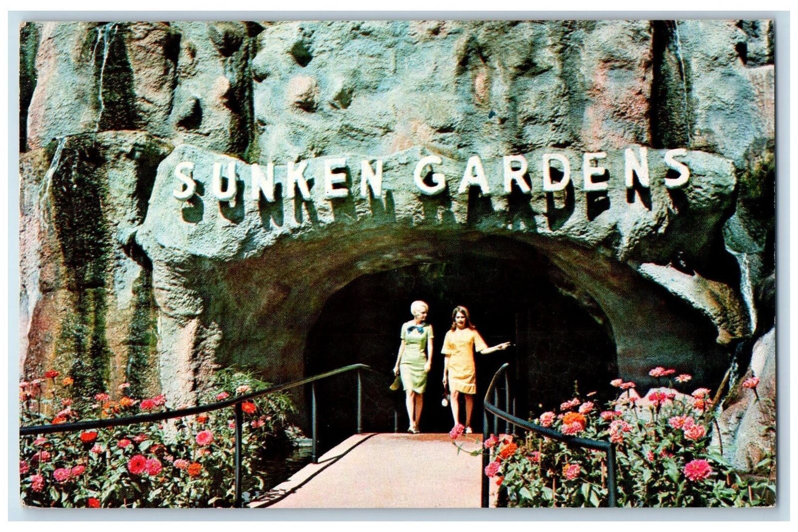 1971 Main Entrance Sunken Garden\'s Gift Shop St. Petersburg Florida FL Postcard