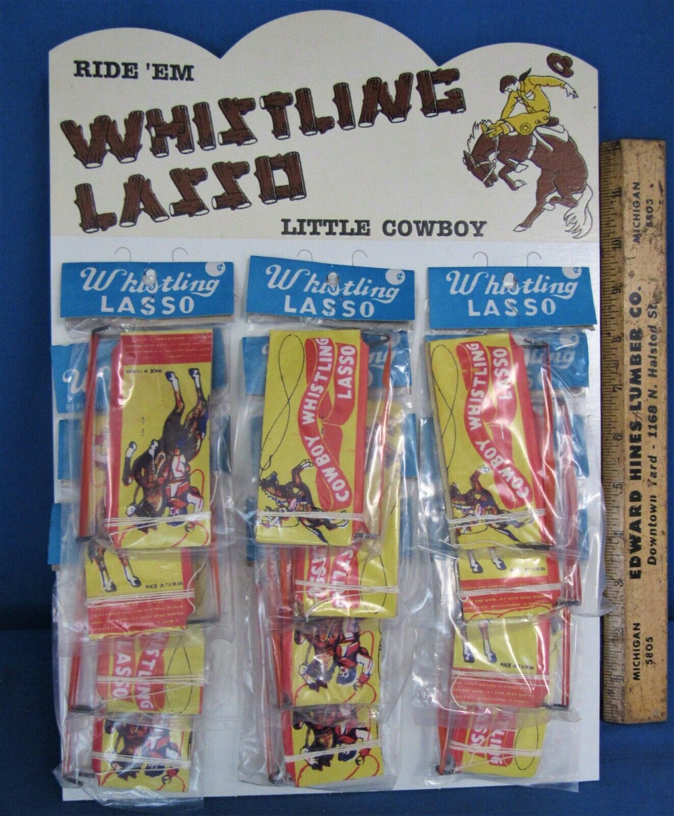 12 Whistling Lassos & Store Display ~ Counter Top ~ 1950's Western Easel Display