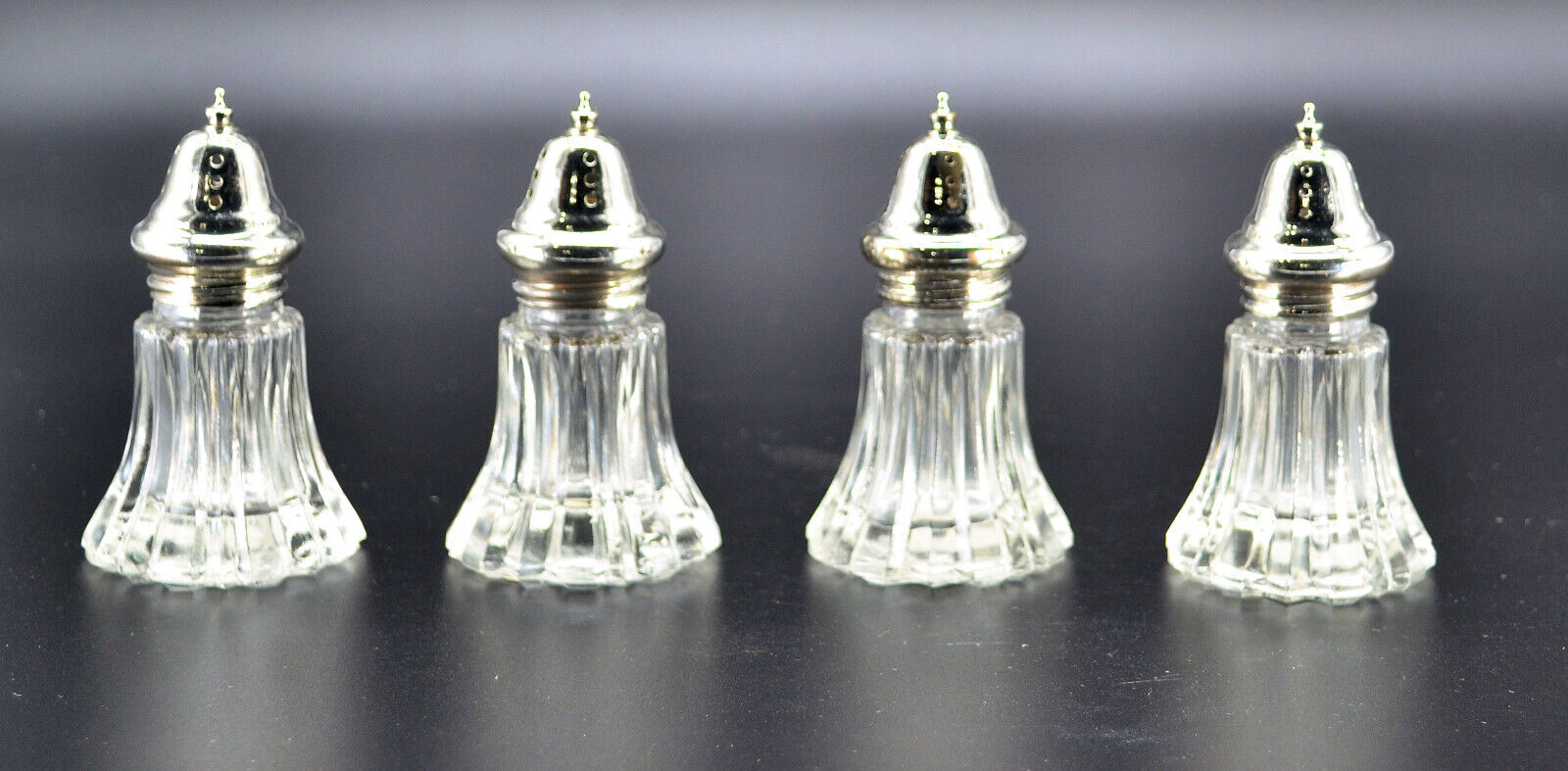 A Price Imports 4 Piece Salt & Pepper Shakers Fine Giftware Stock #7443 Japan W2