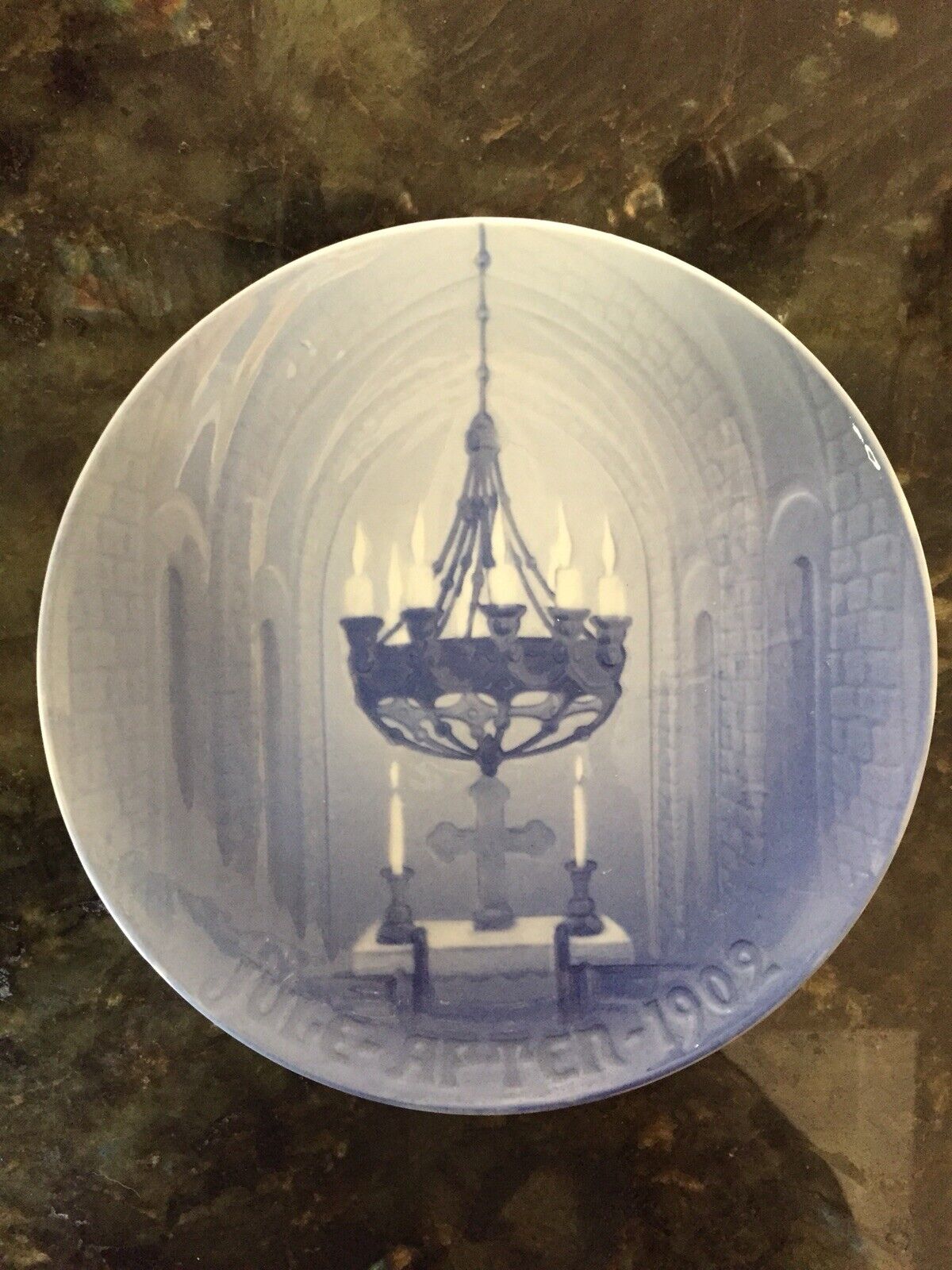 Bing & Grondahl Christmas Plate 1902, EUC, Original owner.
