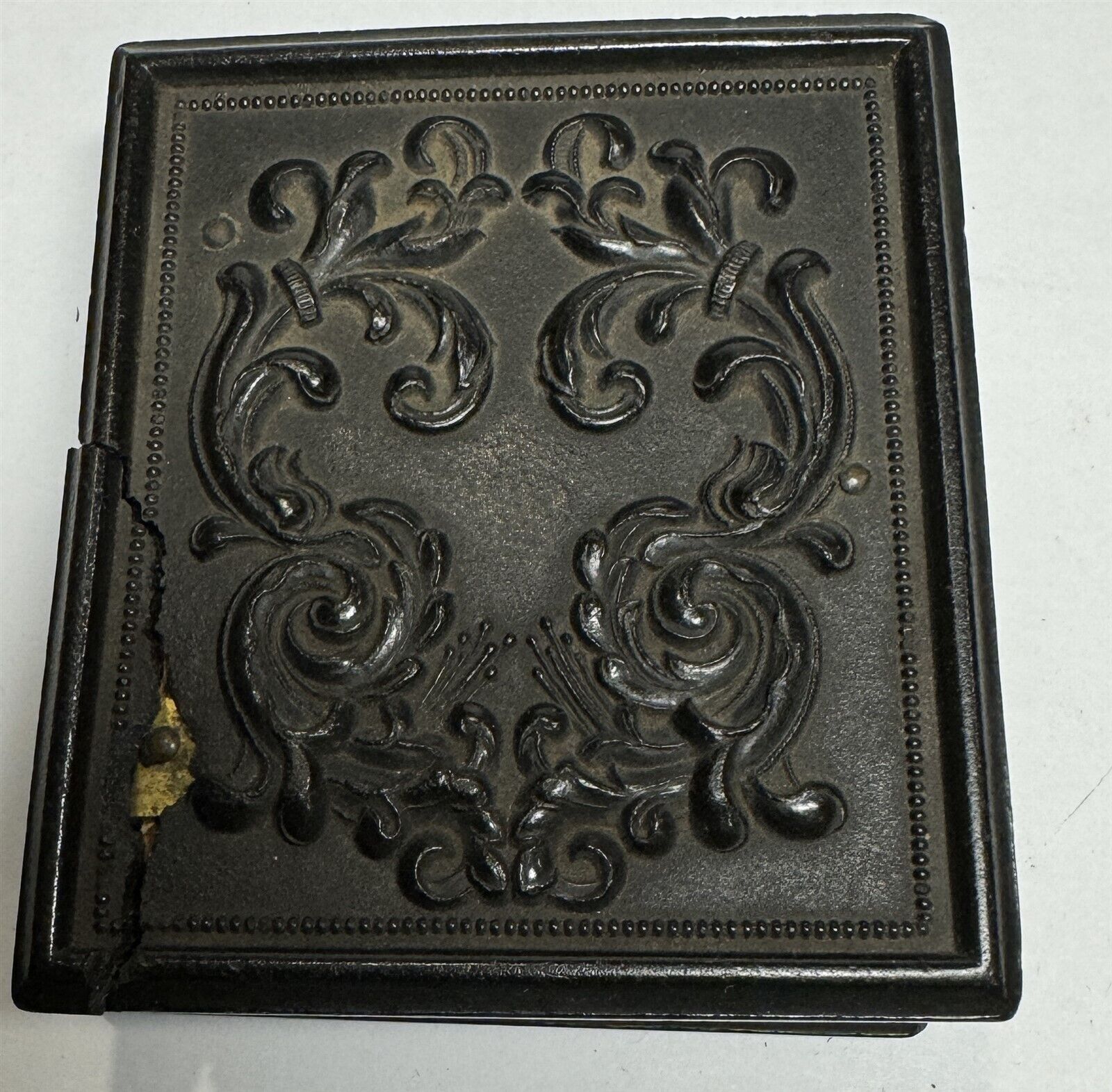 Antique Geometric 9th Plate Union Case for Photographs - In Need Of Restoration