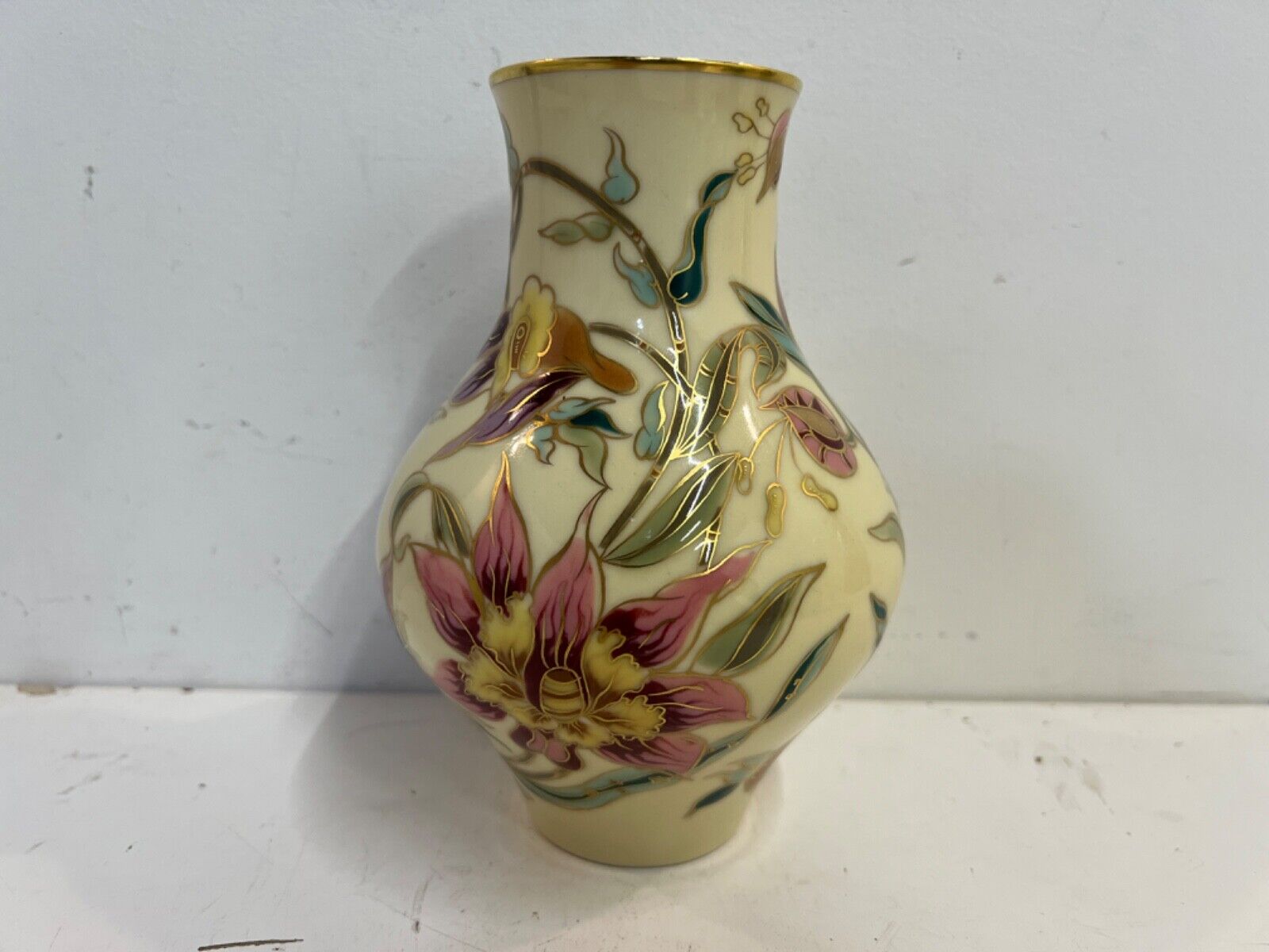 Vintage Zsolnay Hungarian Porcelain Bulbous Vase with Hand Painted Orchid Dec.