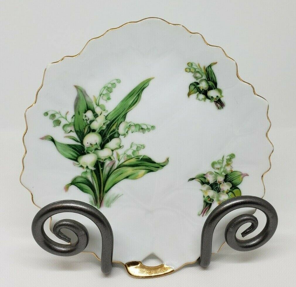 Leaf Shaped Dish White Green Floral Flowers Gold Trim Unsigned Unbranded 