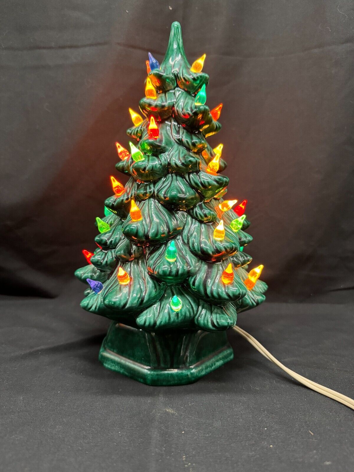 Vintage 1973 Ceramic Christmas Tree 10 Inch Table Lamp Multicolored Pin Lights