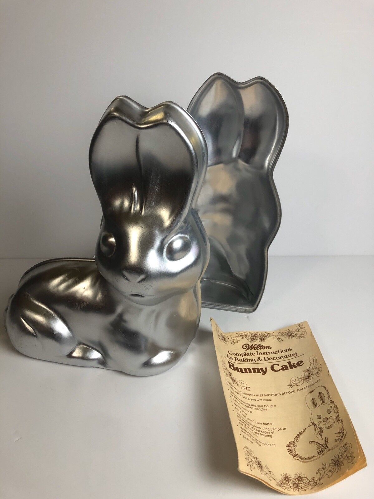 Wllton 3d Bunny Cake Easter Stand Up 2 Piece