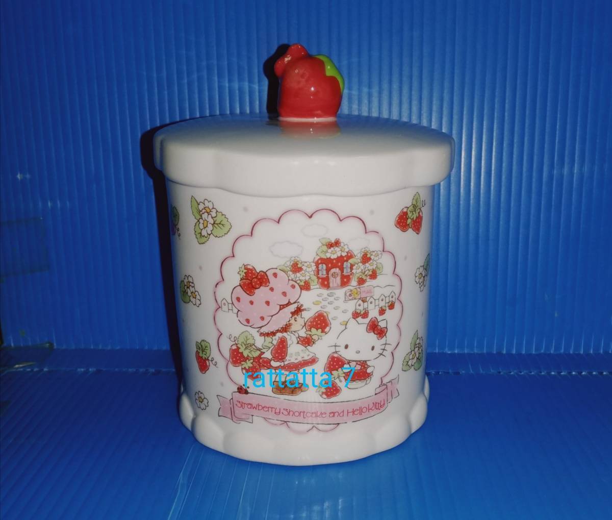 Sanrio Hello Kitty Strawberry Shortcake Collaboration Ceramic Box Rare g44
