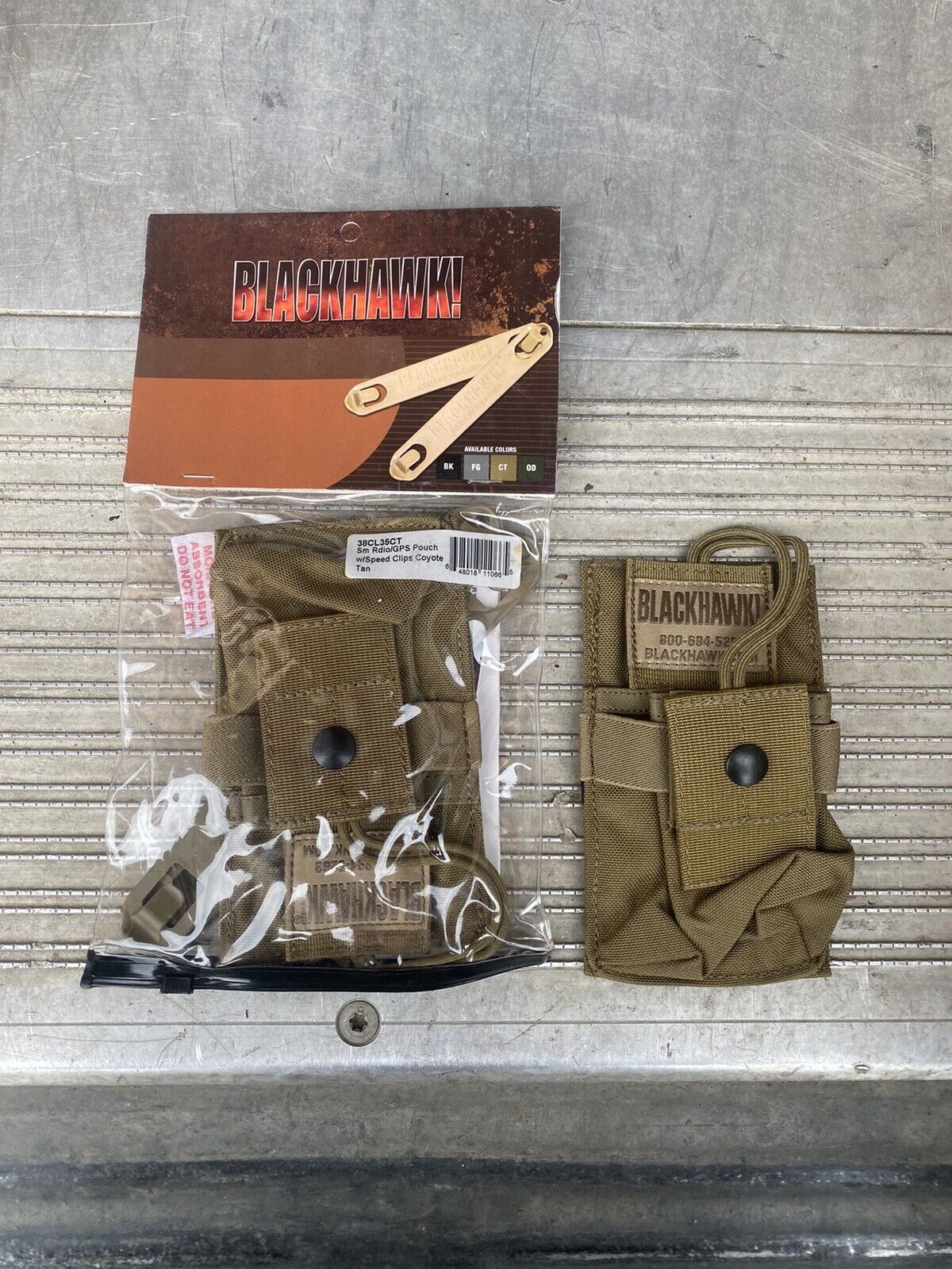 Blackhawk 38CL35CT Small Radio GPS Pouch With Speed Clips Coyote Tan 