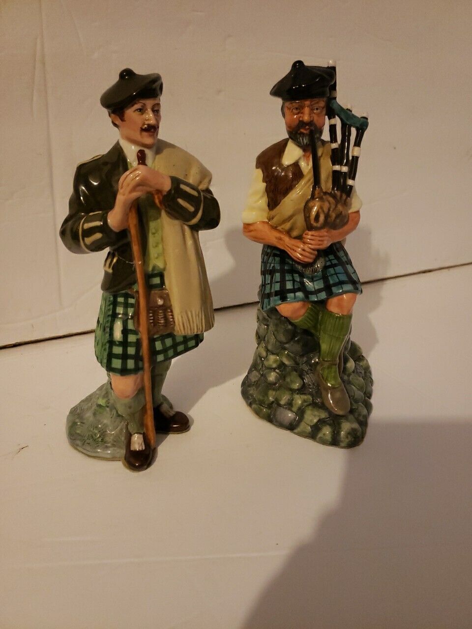 2 Royal Doulton THE LAIRD & The Piper Statue  Figurine