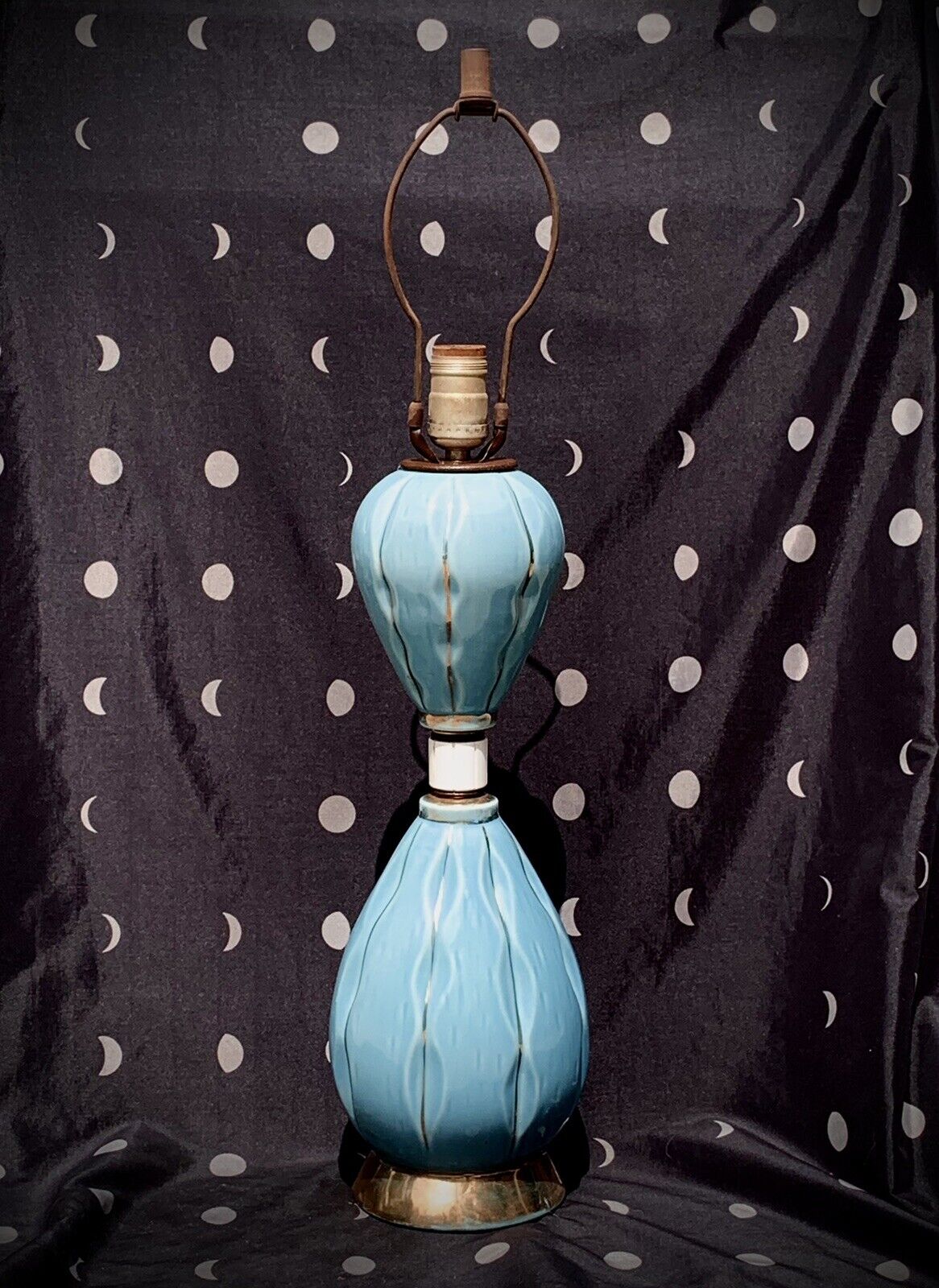 Vintage 50’s Aqua Blue Lamp With Gold Accents (NEEDS REWIRING)