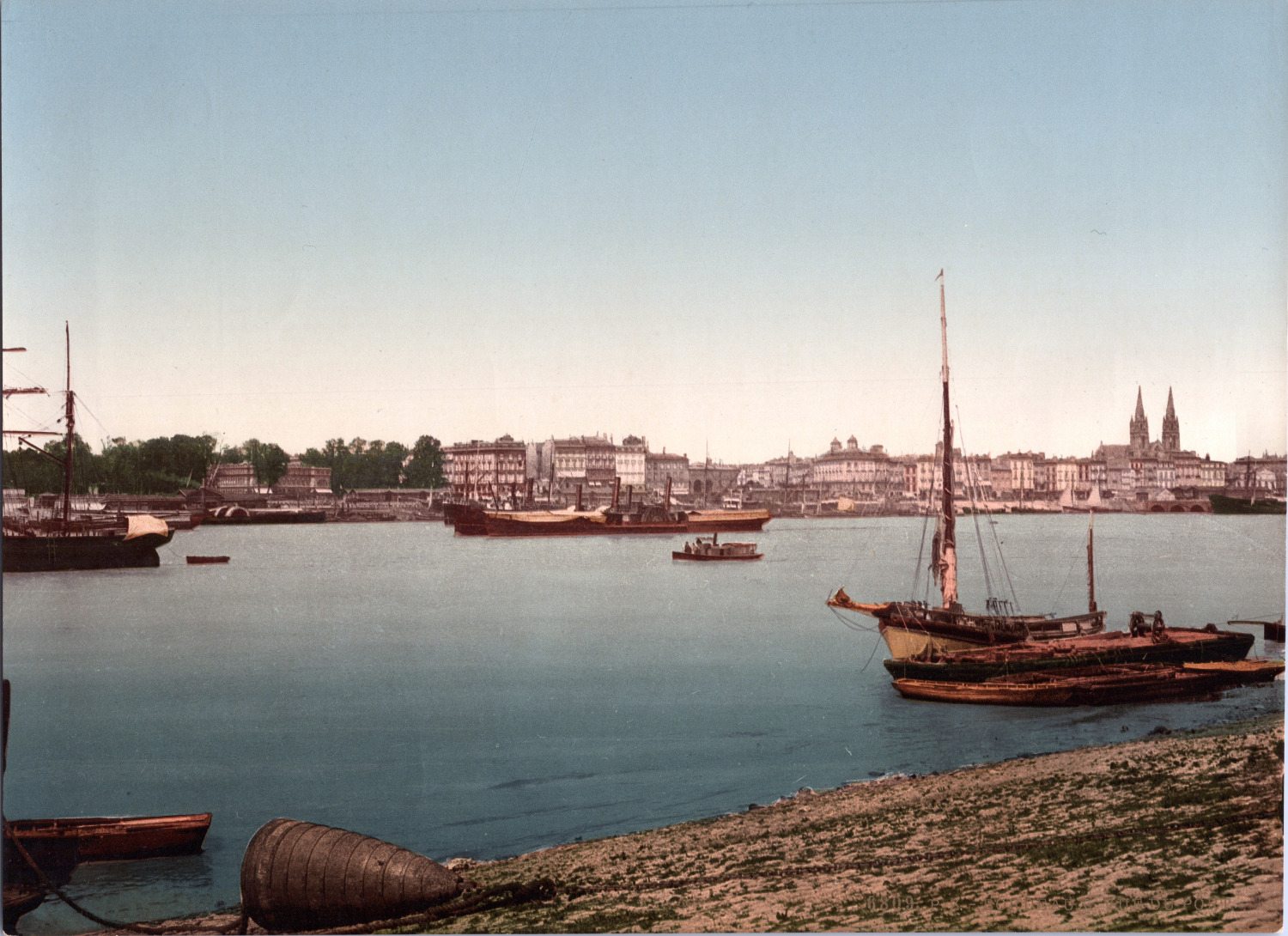 France, Bordeaux. Port view. vintage print photochromie, vintage photochrome