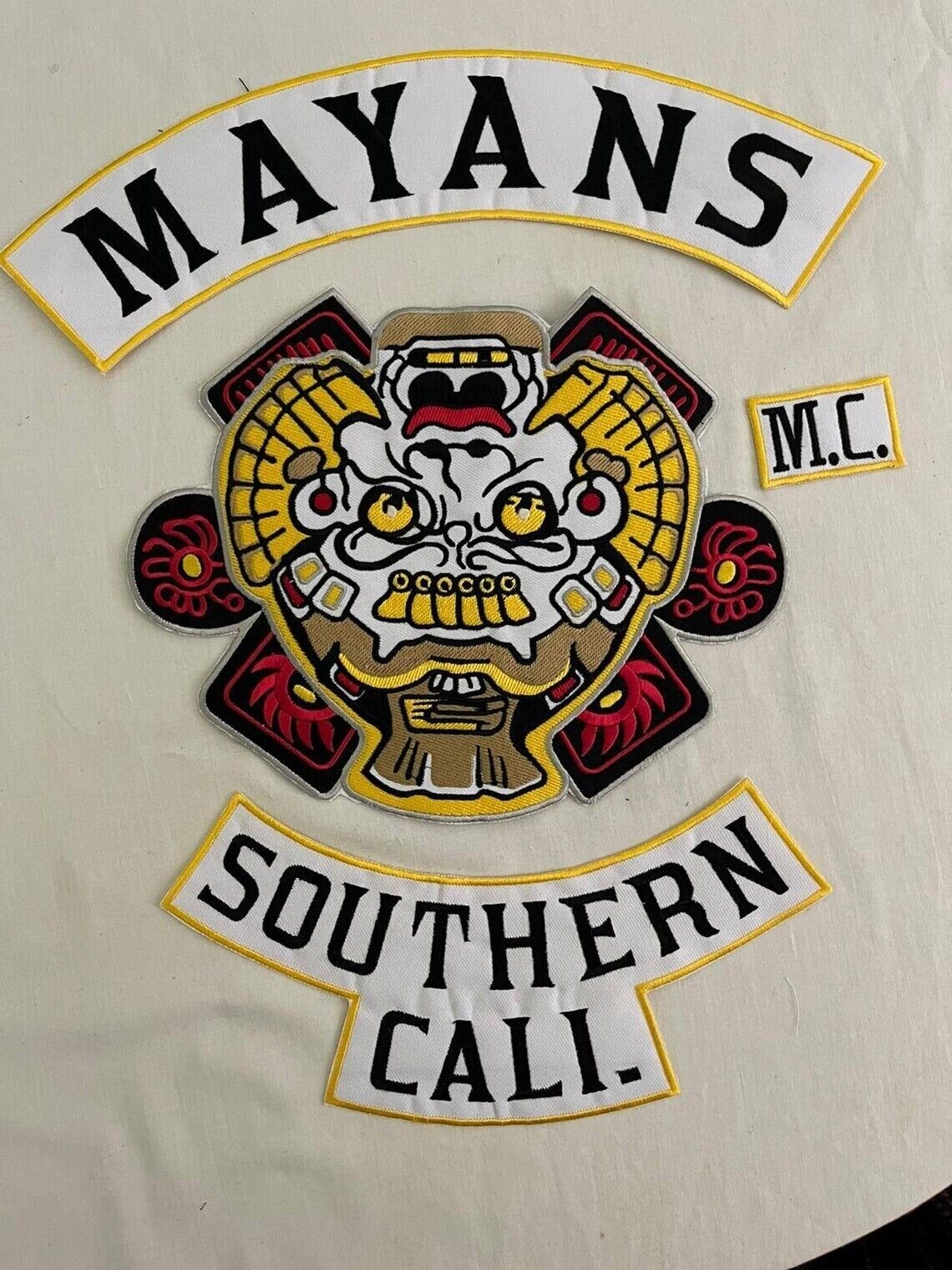 Mayans southern cali mc 35 cm iron on embroidered set Size Large