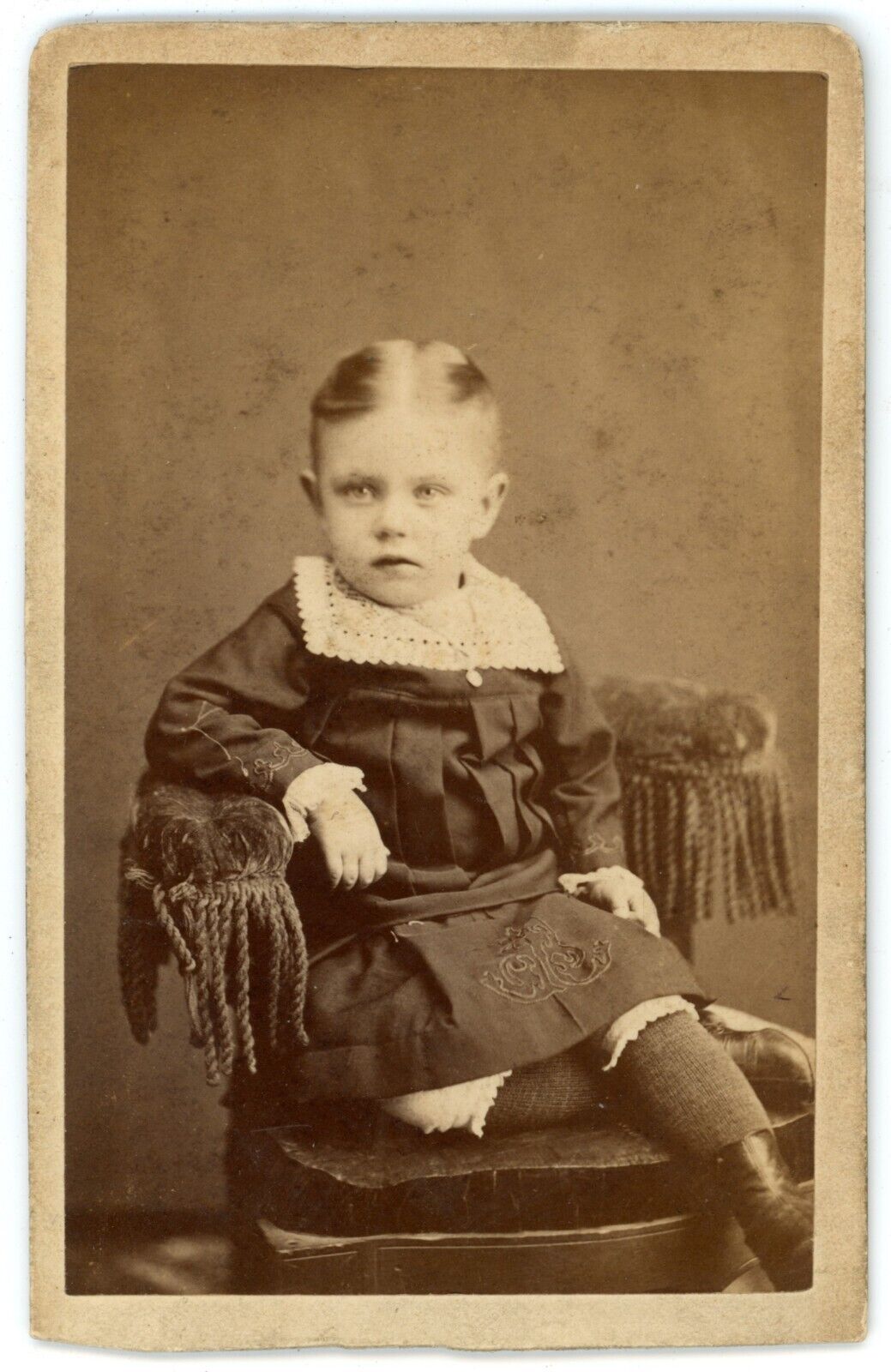 CIRCA 1880\'S CDV ADORABLE LITTLE BLONDE GIRL IN CHAIR TAPPAN\'S BELLAIRE OH