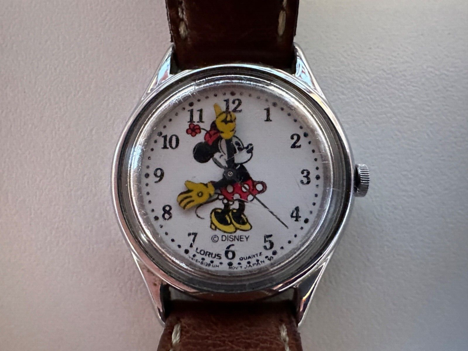 RARE LORUS DISNEY A1 MINNIE MOUSE WATCH,LEATHER BAND, NEW PILLOW BOX