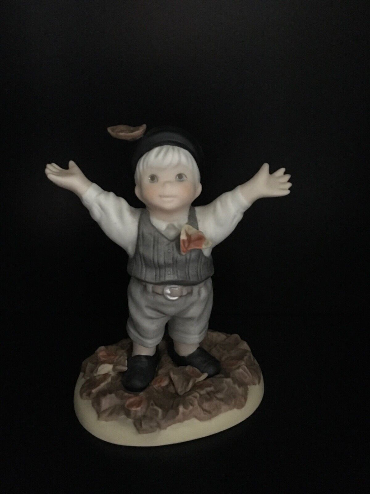 2000 NBM Bahner Studio Ceramic Statue Figure “Celebrate Life” Enesco 703389