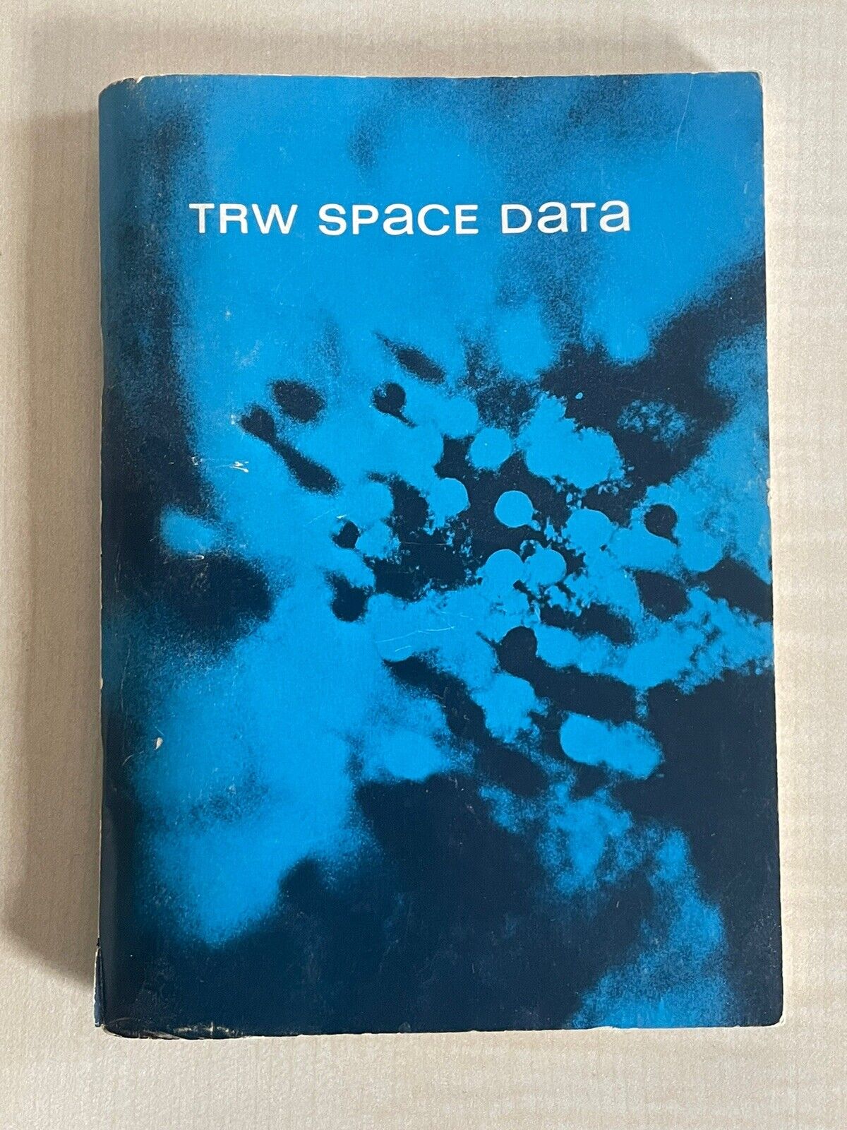 1967 TRW SPACE DATA POCKET HANDBOOK, TRW SPACE TECHNOLOGY LABORATORIES