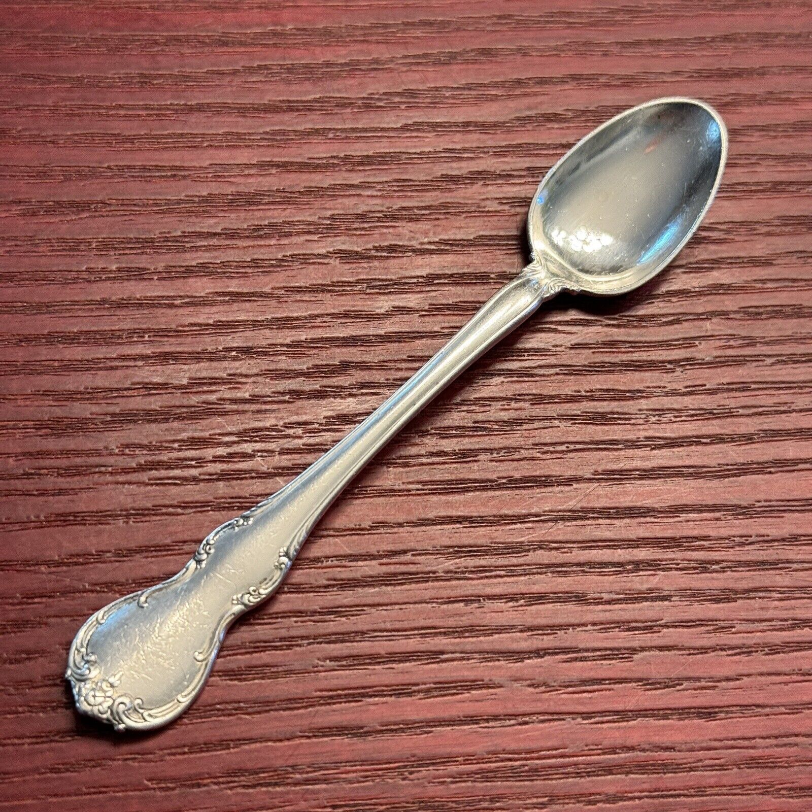 French Provincial By Towel Silver Sterling Infant Feeding Spoon C.1948 4 7/8”