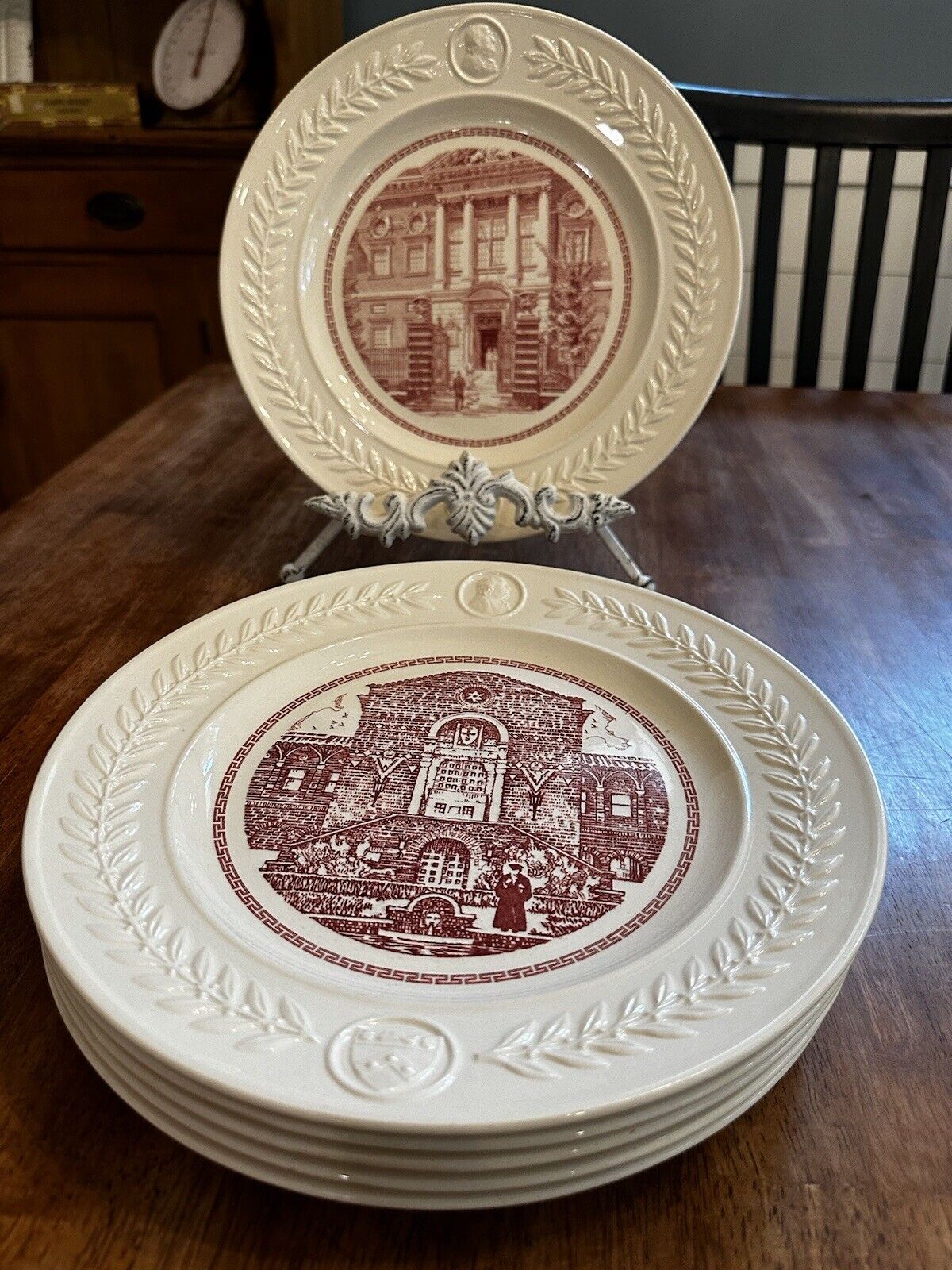 University of Pennsylvania Wedgwood Set of (6) Vtg Commemorative College Plates