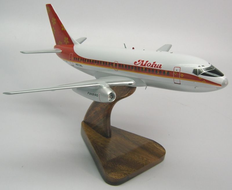 B-737 Funbird Aloha B737 Airplane Desktop Mahogany Kiln Dried Wood Model Large