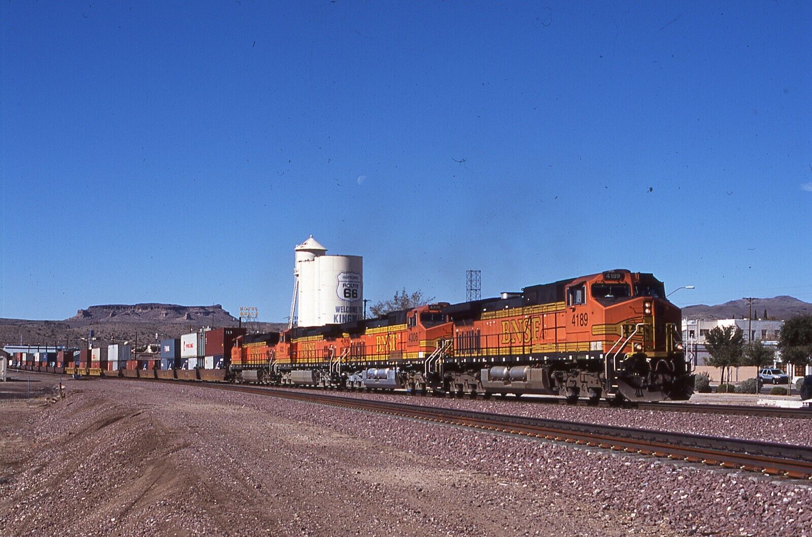 Original Train Slide  BNSF  #4189  11/2004 Kingman AZ #3